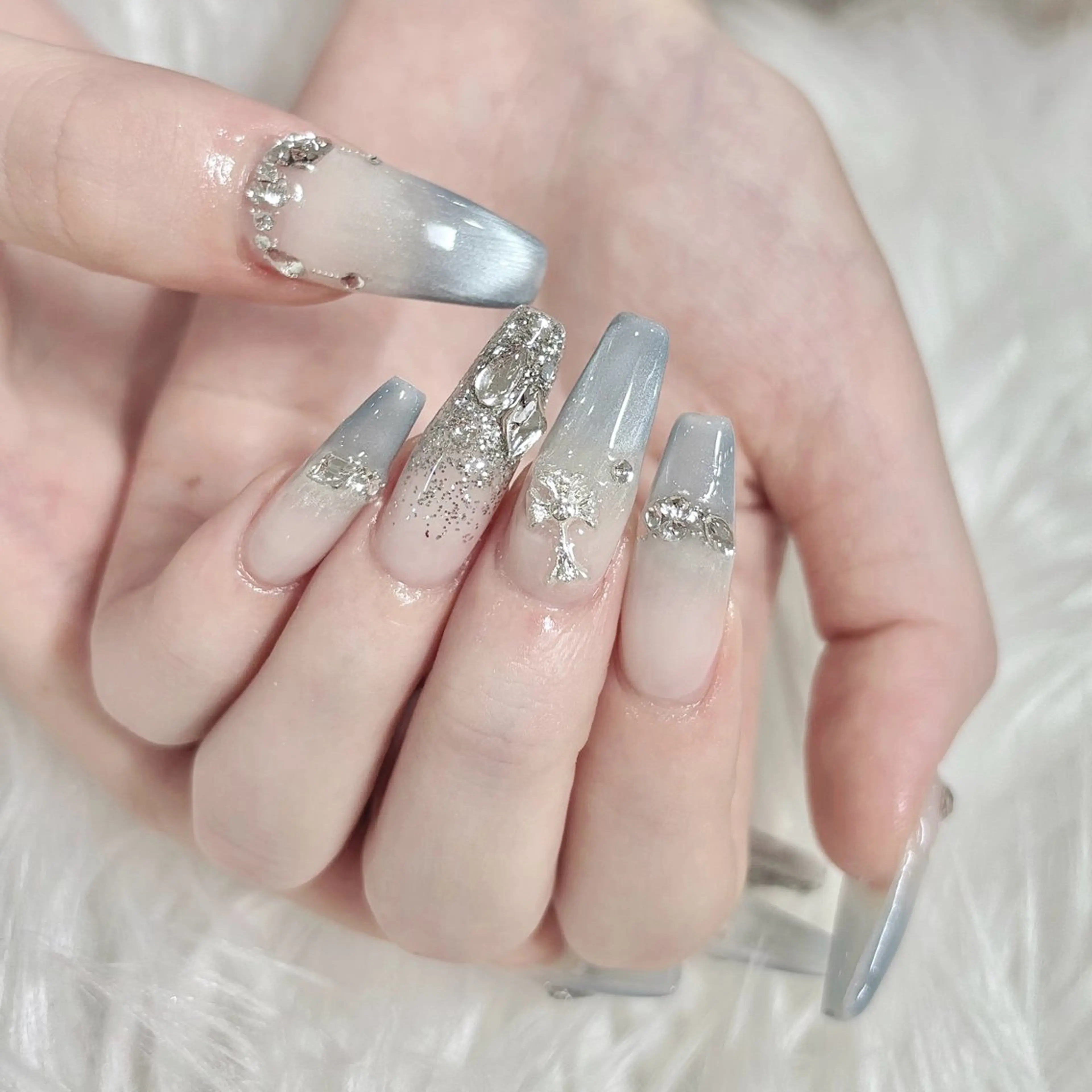 ネイル ブルー マグネットネイル ワンホンネイル ハンドネイル FLY Nail Salonのネイルデザイン