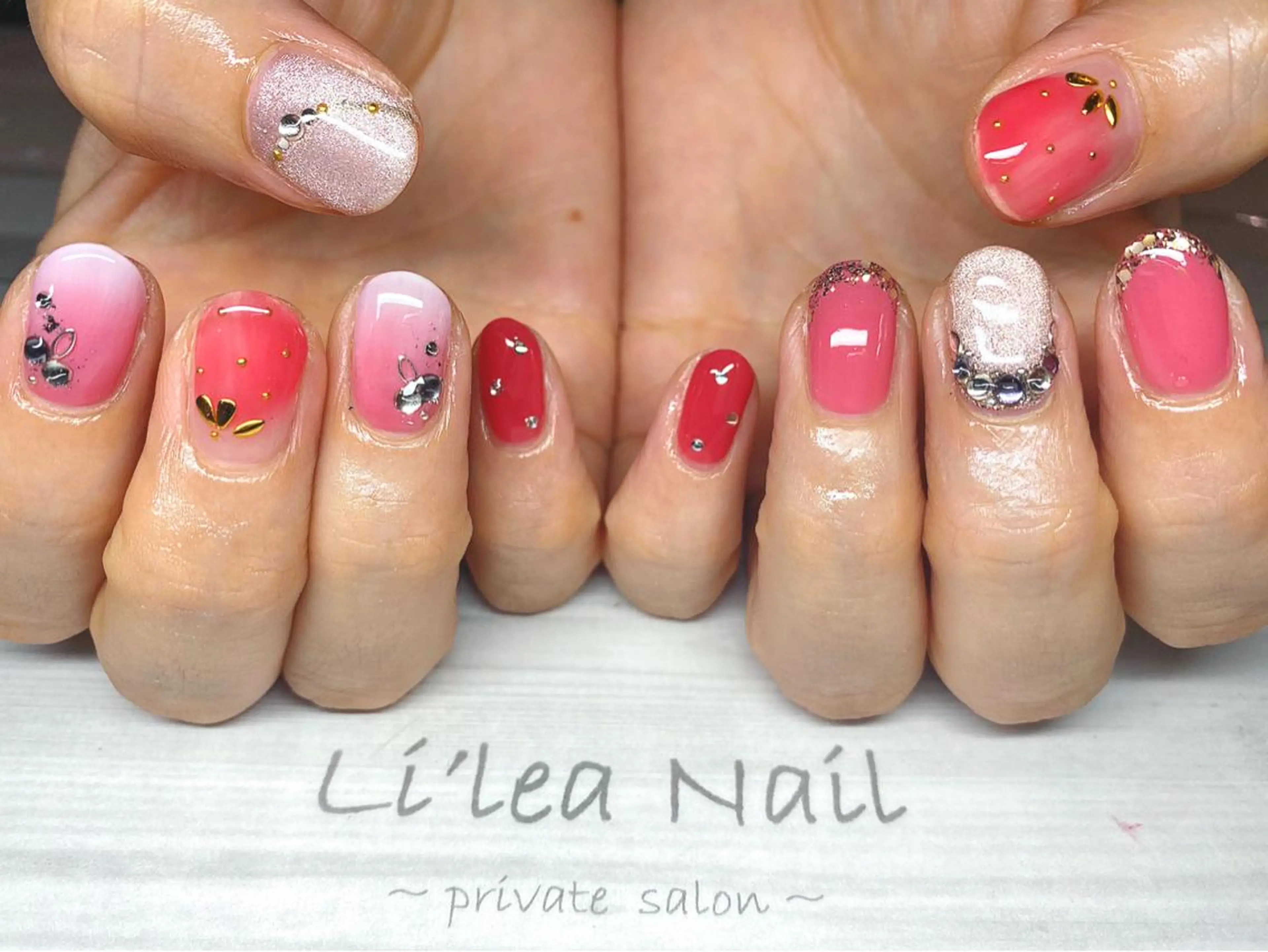 ネイル Li'leaNail AINAのネイルデザイン