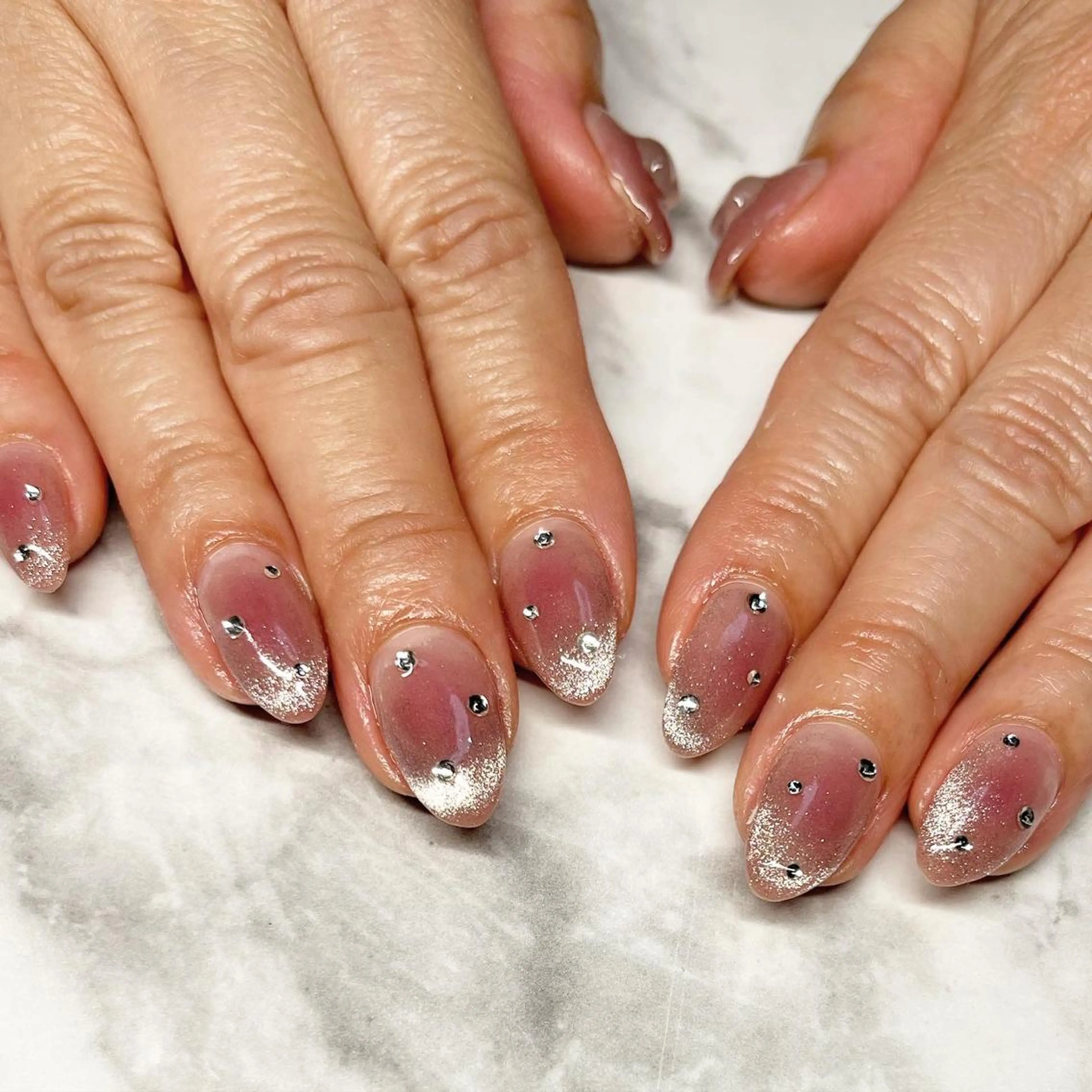 ネイル チークネイル 587nail *のネイルデザイン