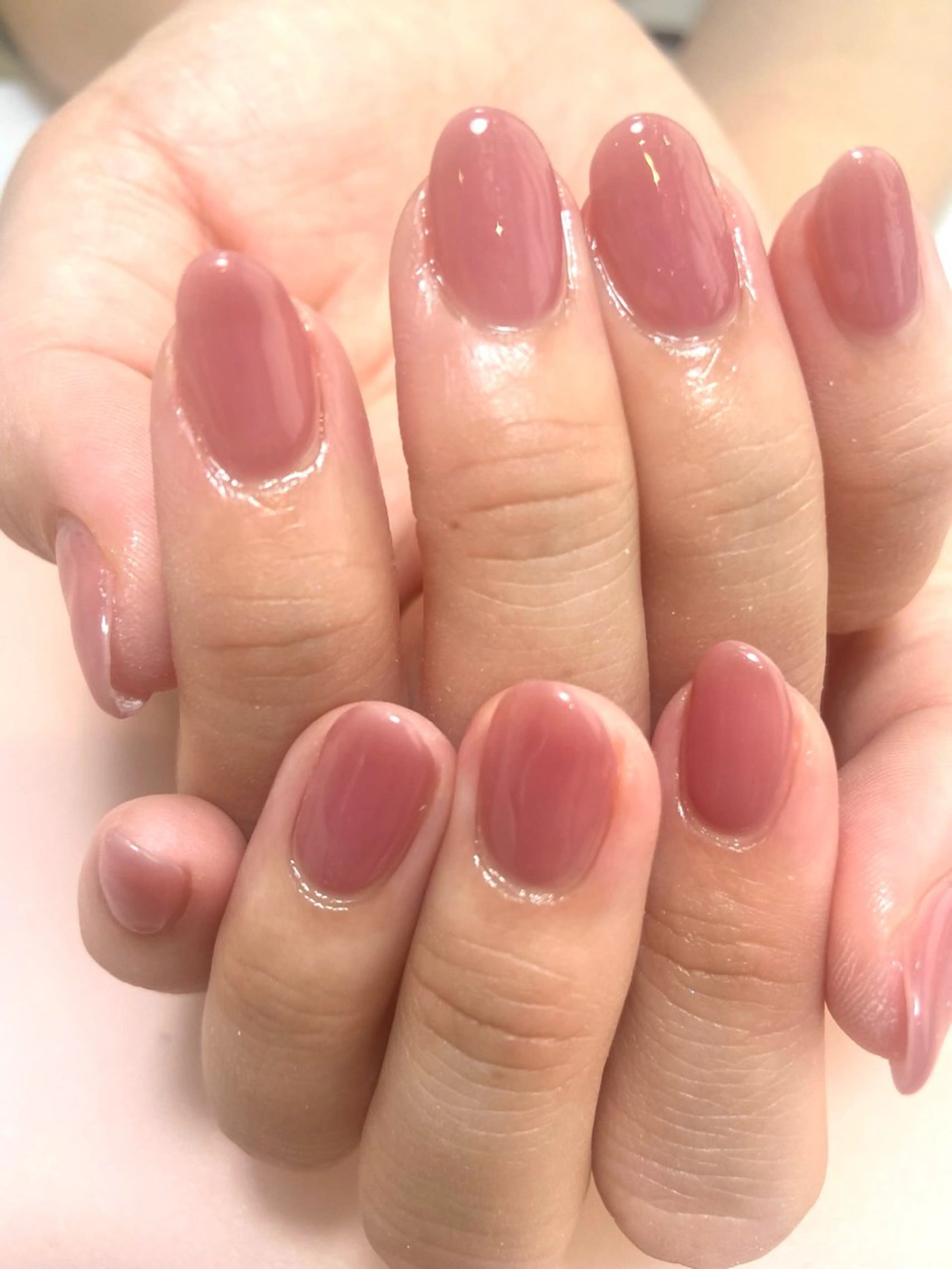 ネイル オフィスネイル ワンカラーネイル ピンク ハンドネイル mako 🌷のネイルデザイン