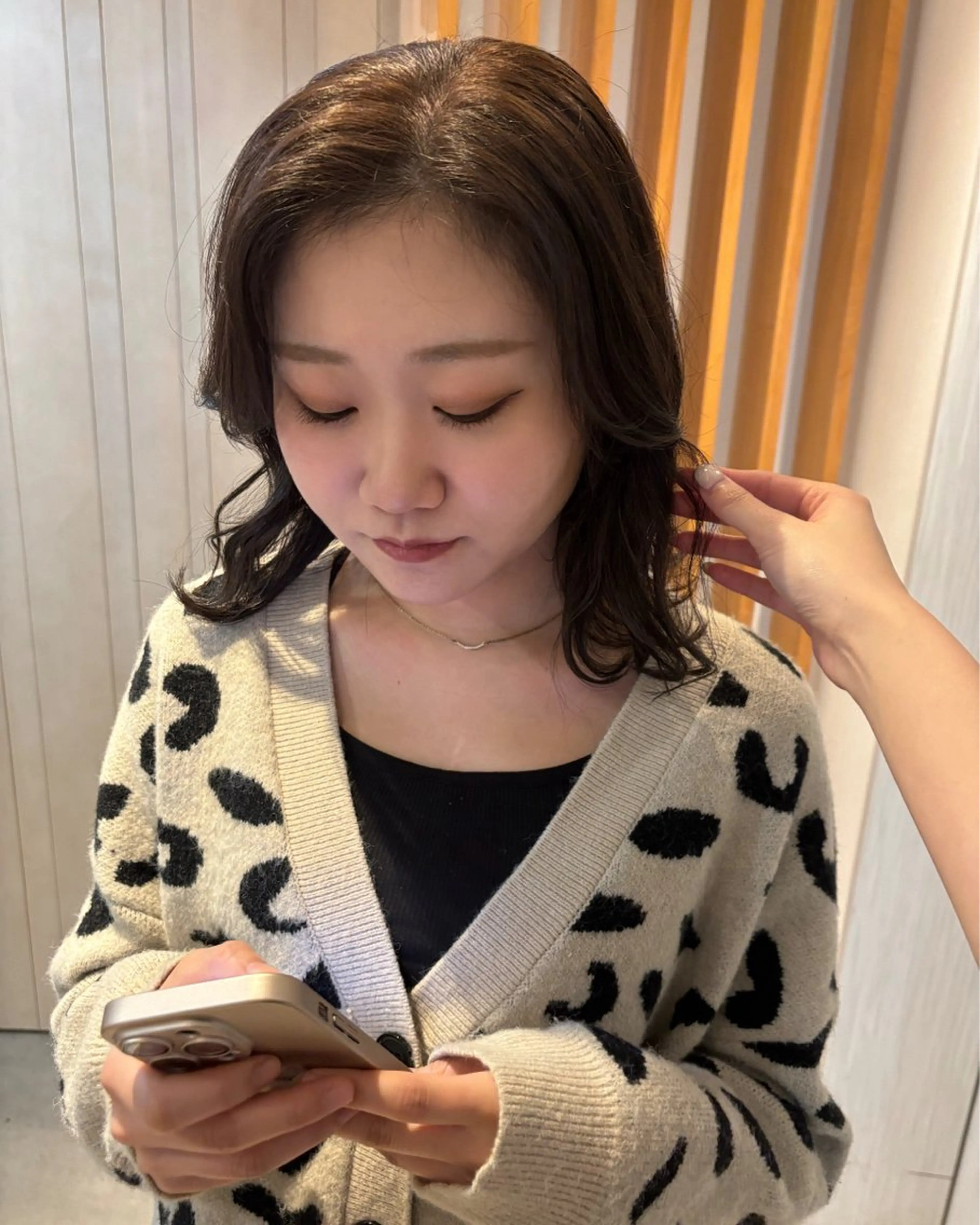 カラー 酒井 菜花のヘアスタイル
