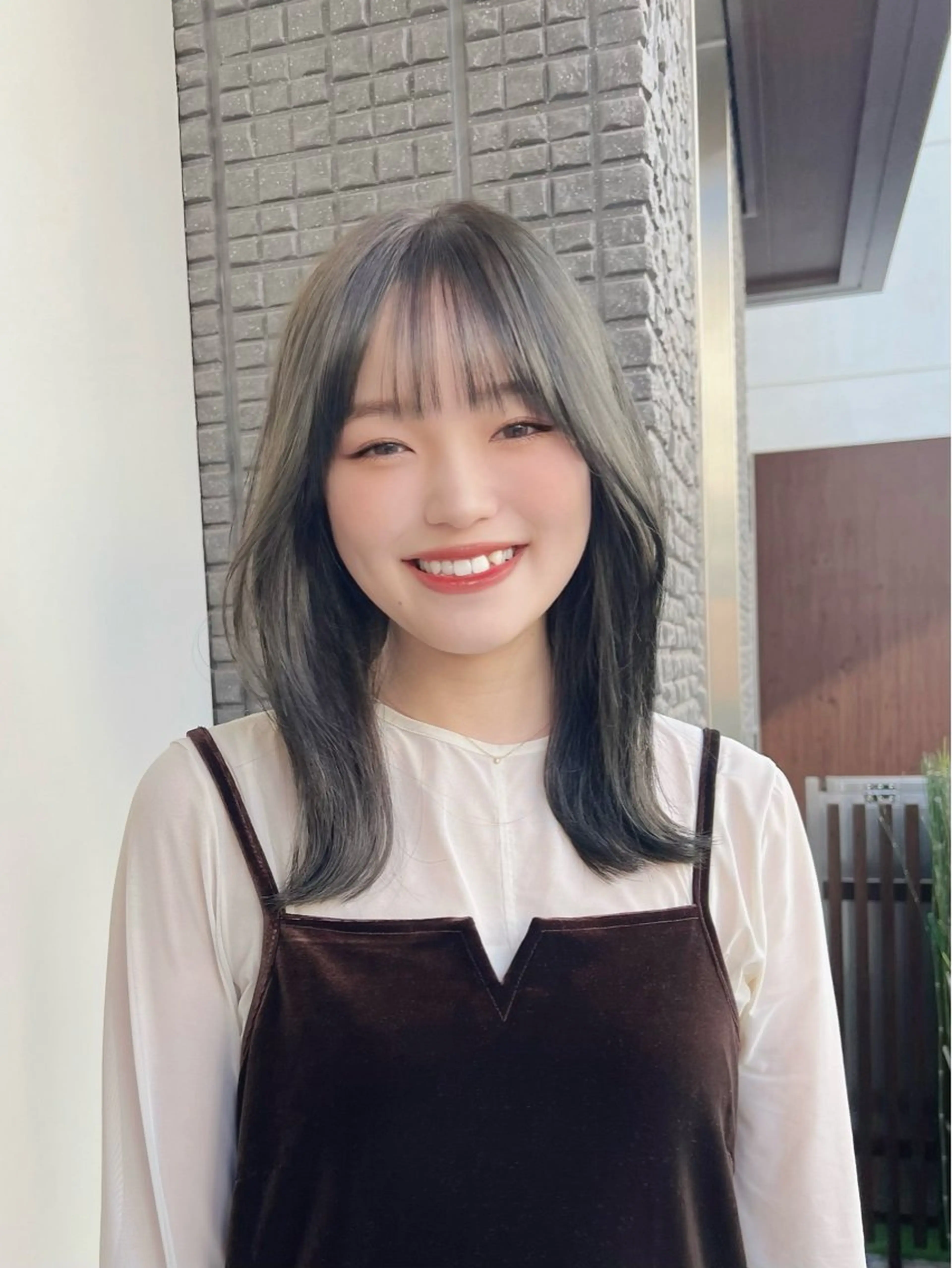 ミディアム Say.石川葵 ショートボブ前髪のヘアスタイル