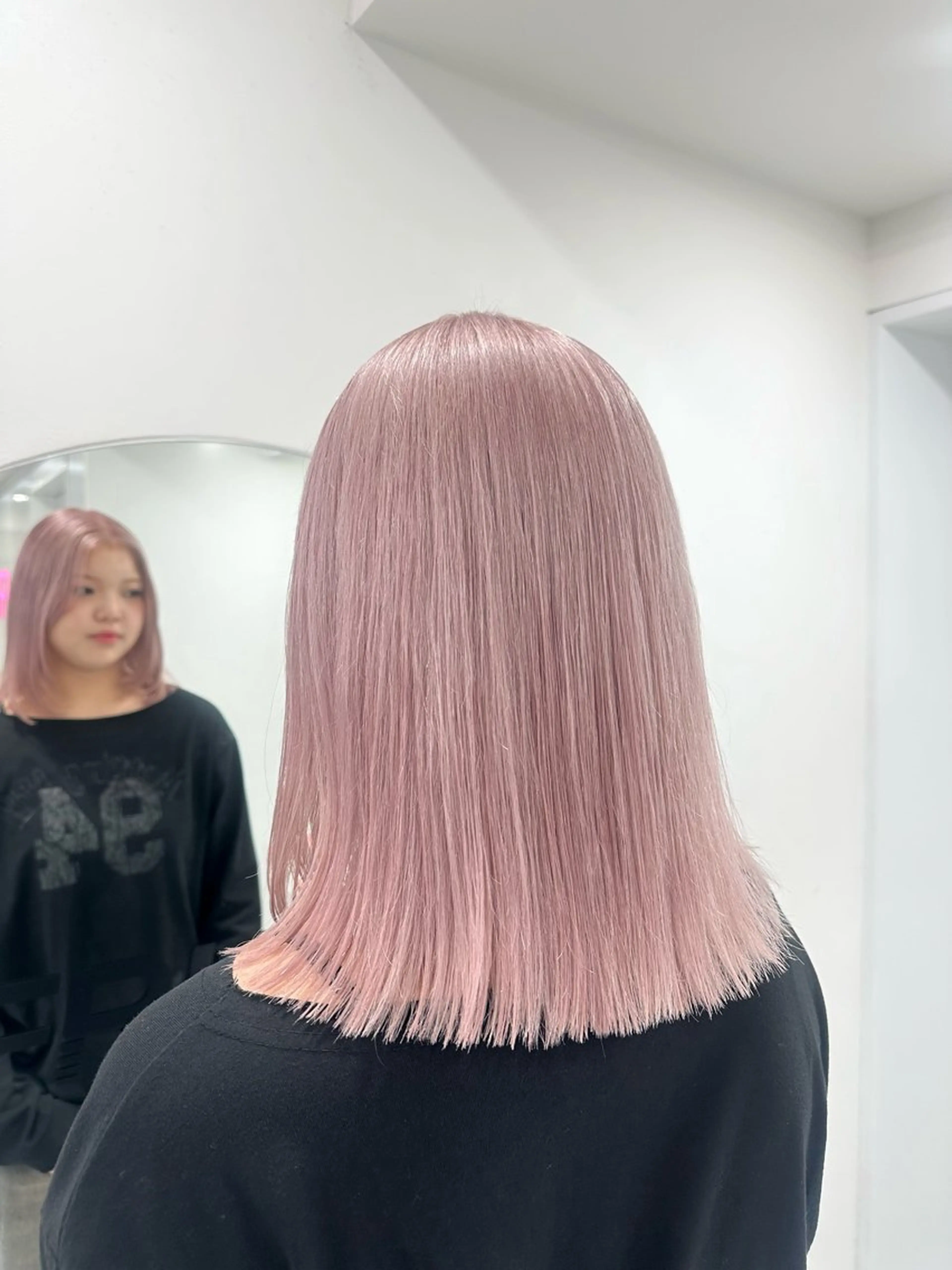 ミディアム ヘアカラー ヘッドスパ ヘアセット 韓国ガーリー🤍ハイ トーン🤍Ayanaのヘアスタイル