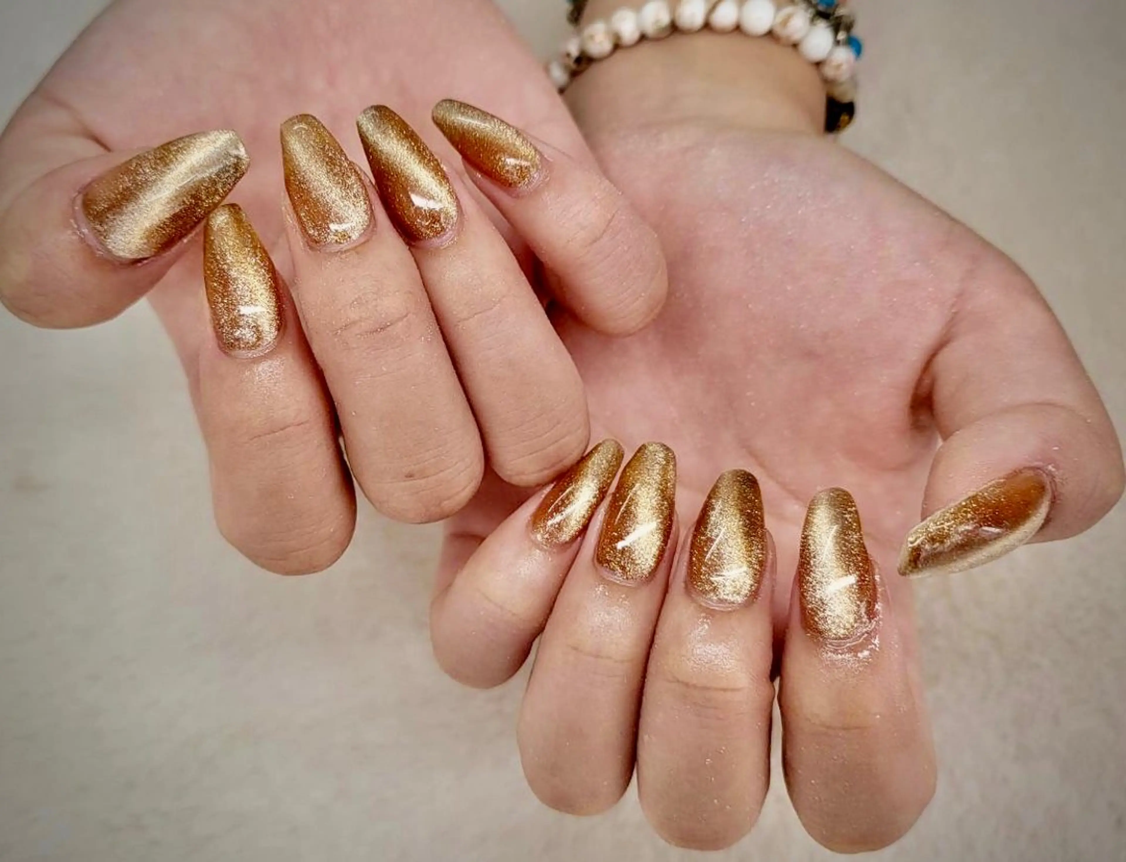 ネイル ブラウン マグネットネイル ワンカラーネイル ハンドネイル フットネイル Epokku ネイルサロンのネイルデザイン