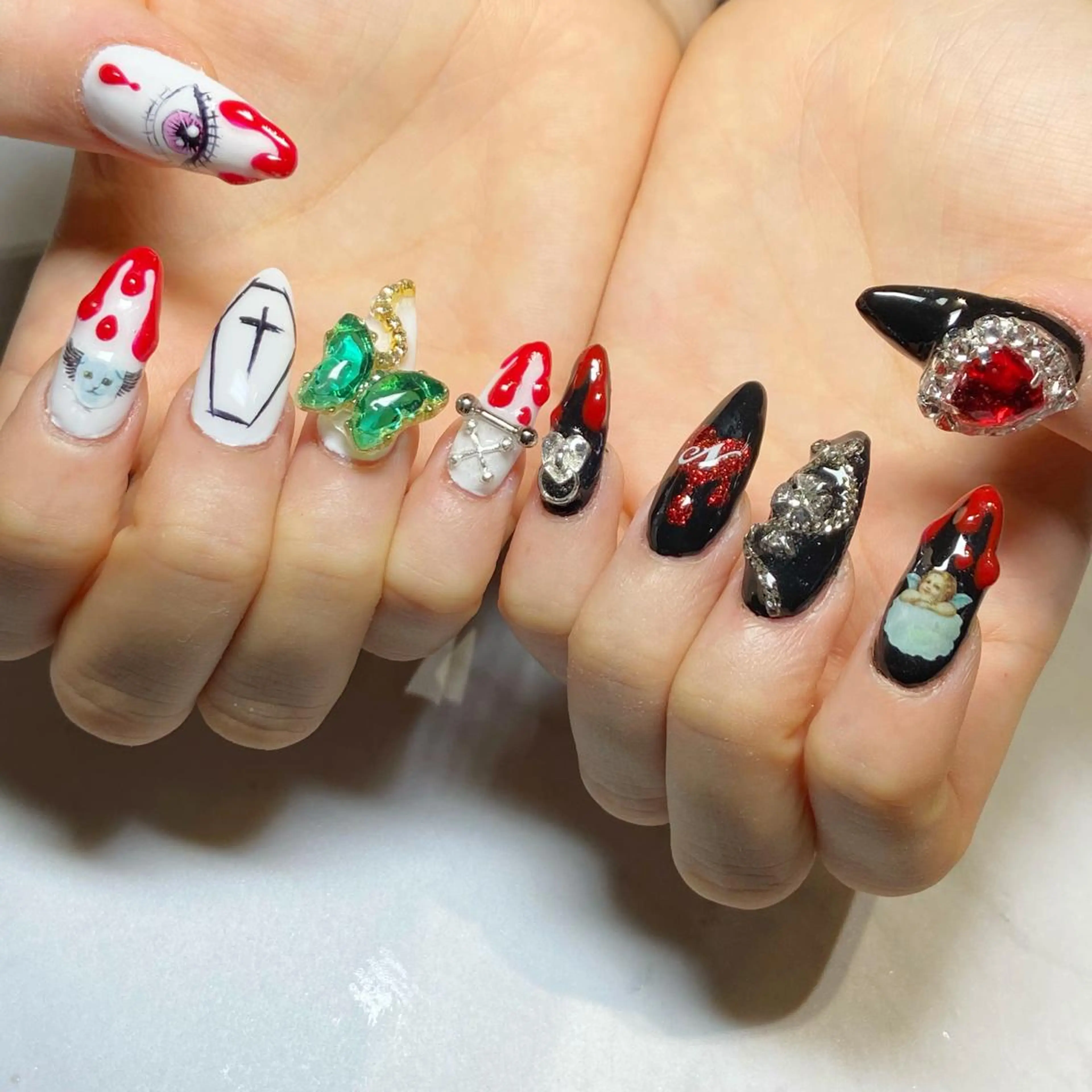ネイル ハンドネイル YUN 💅のネイルデザイン