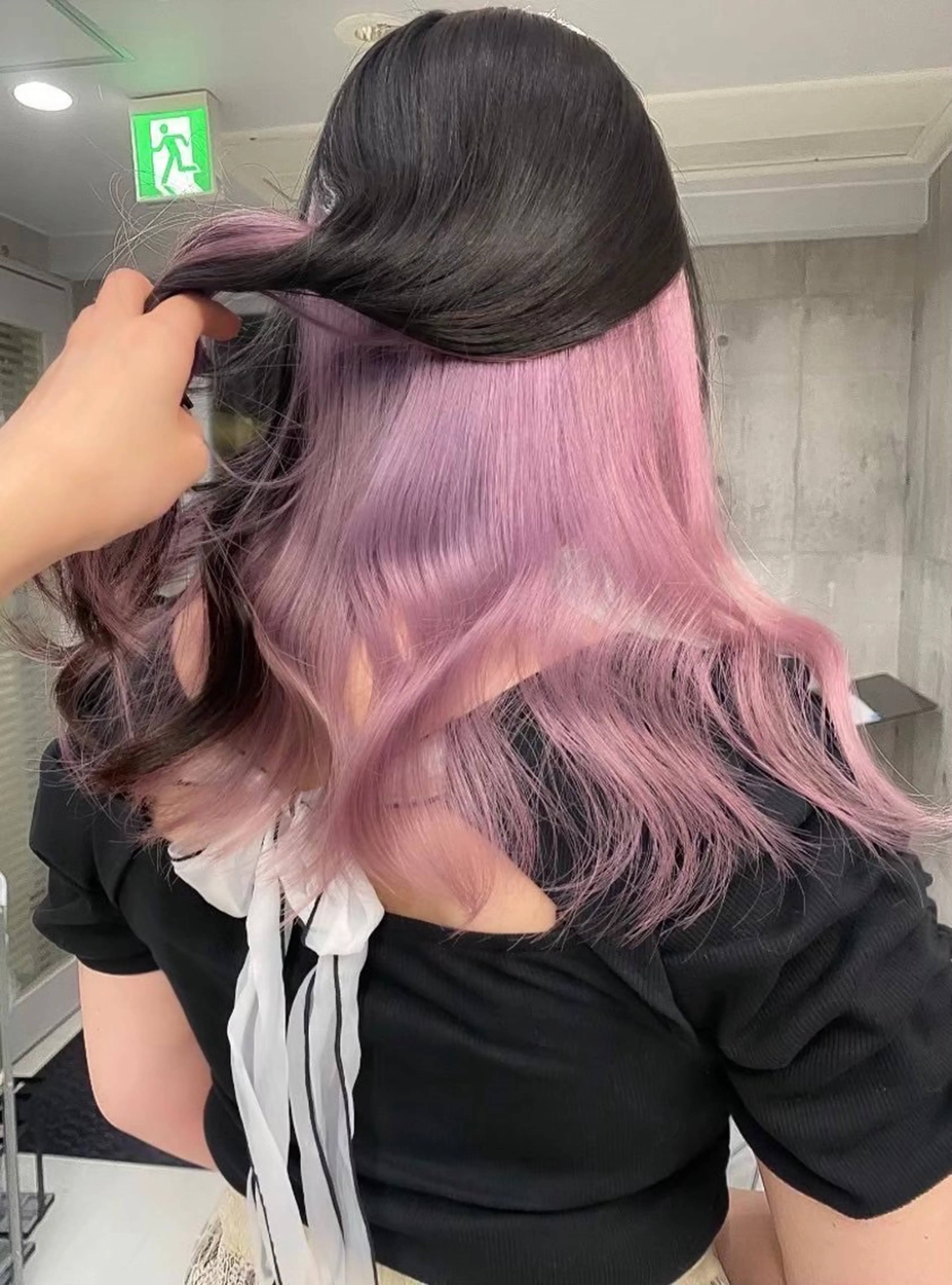 ミディアム カラー 🎨𖥔ׁTOMO♡ 🎀ゆるふわガーリーのヘアスタイル