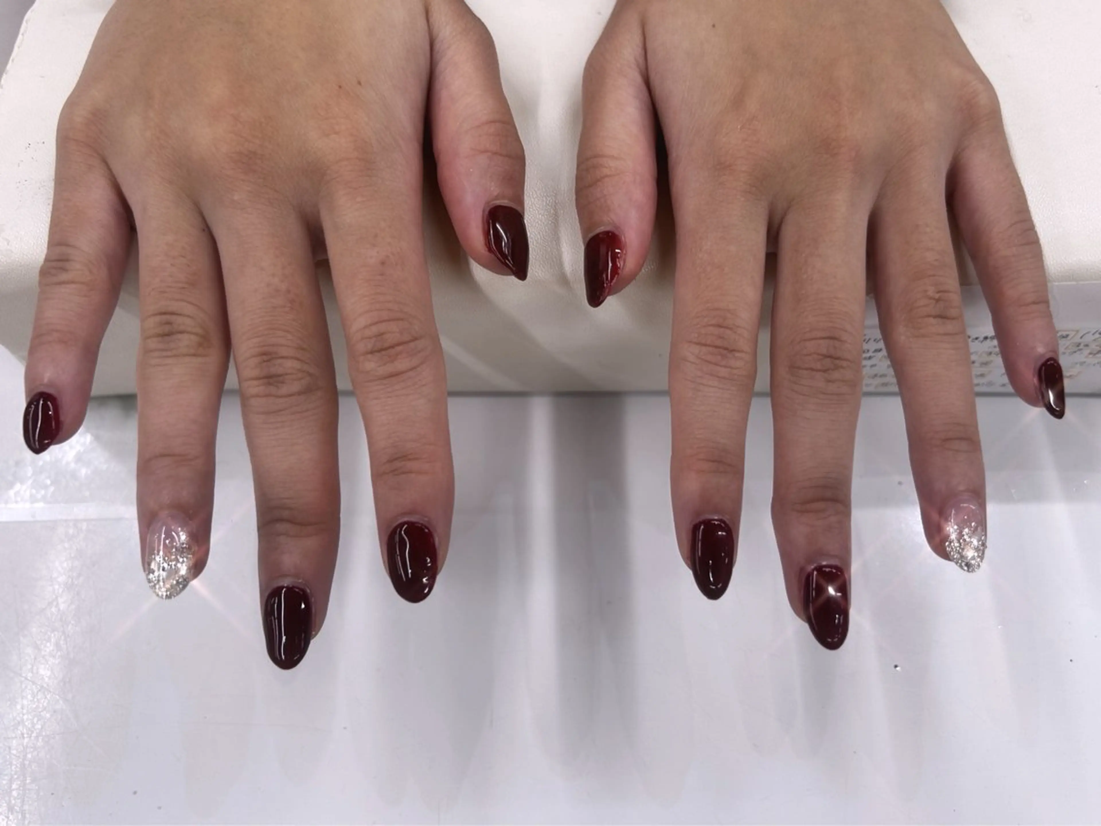 ネイル 今泉 愛理のネイルデザイン