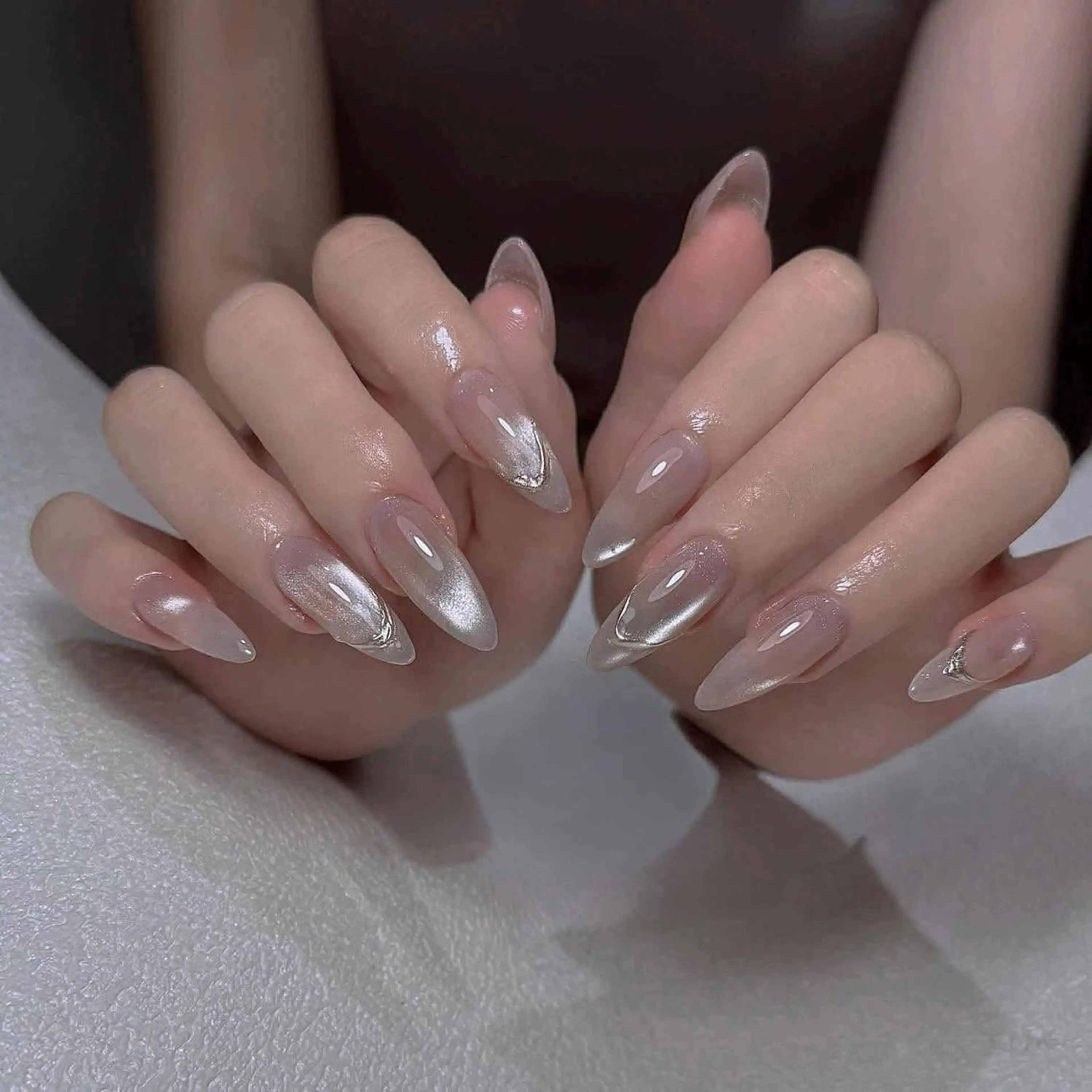 ネイル ハンドネイル T. Leeのネイルデザイン