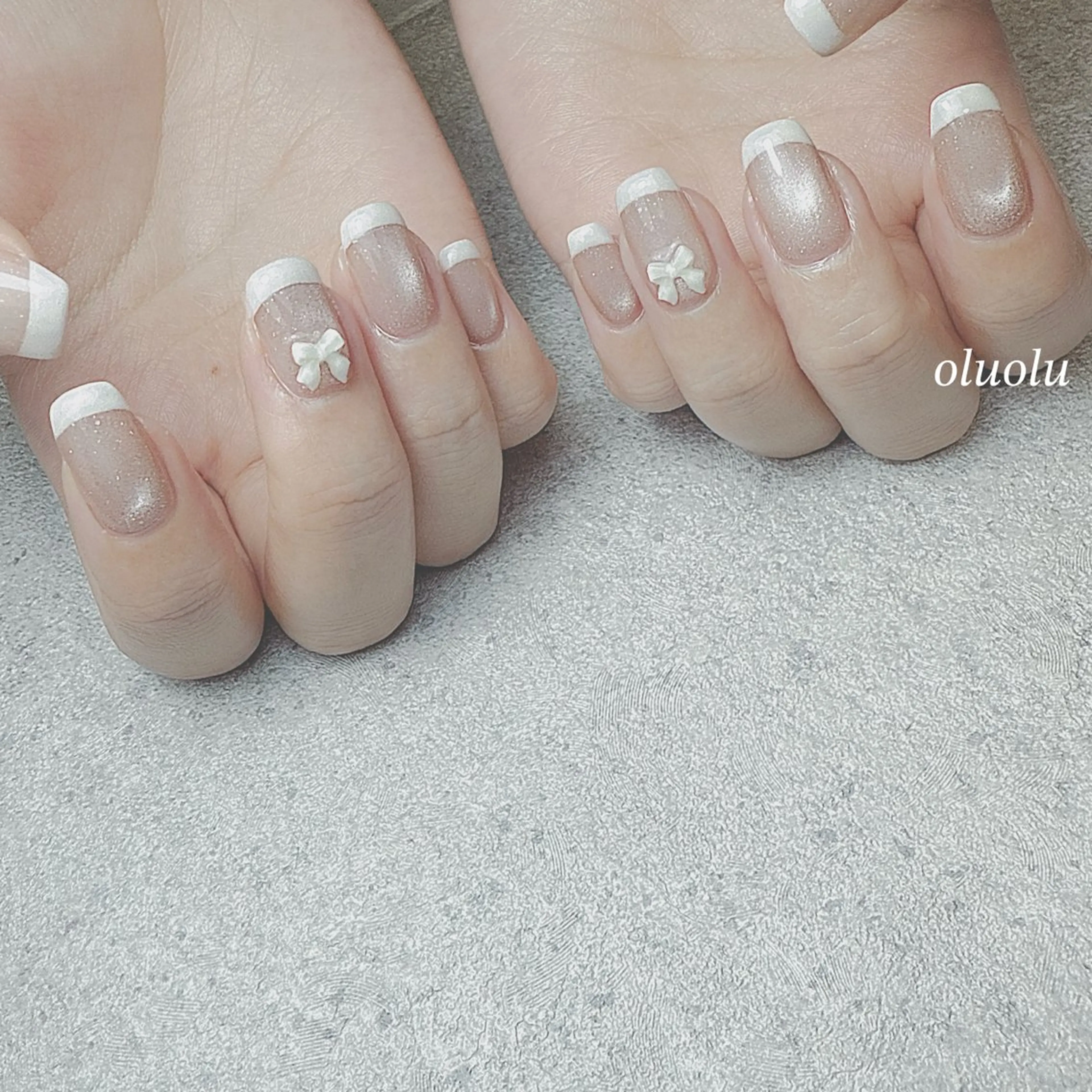 ネイル アートネイル フレンチネイル ガーリー マグネットネイル リボン ハンドネイル 大村 紬華のネイルデザイン