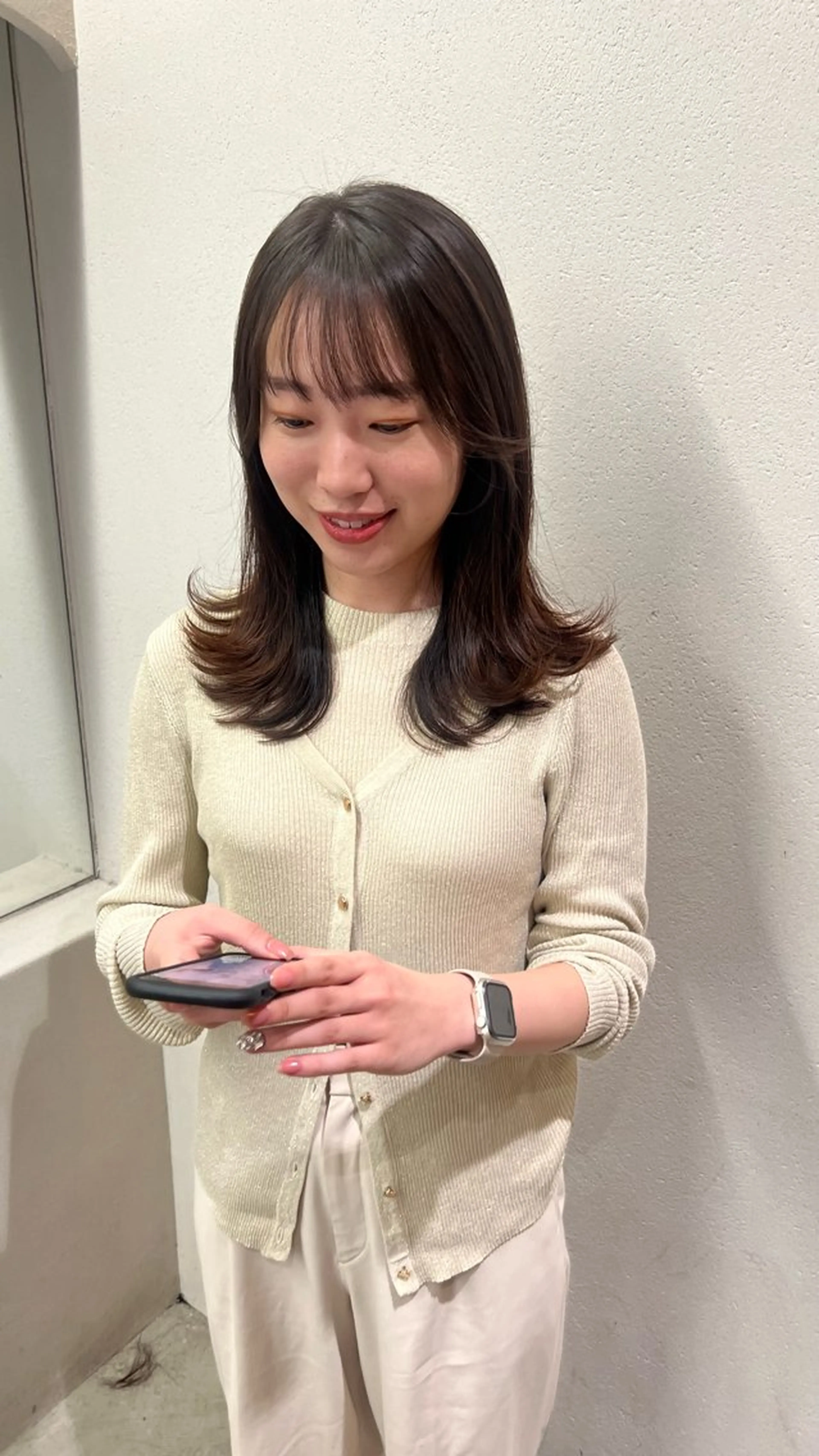 セミロング レイヤーカット 外ハネヘア カット 誰よりも丁寧なカット 🍀小林輝のヘアスタイル