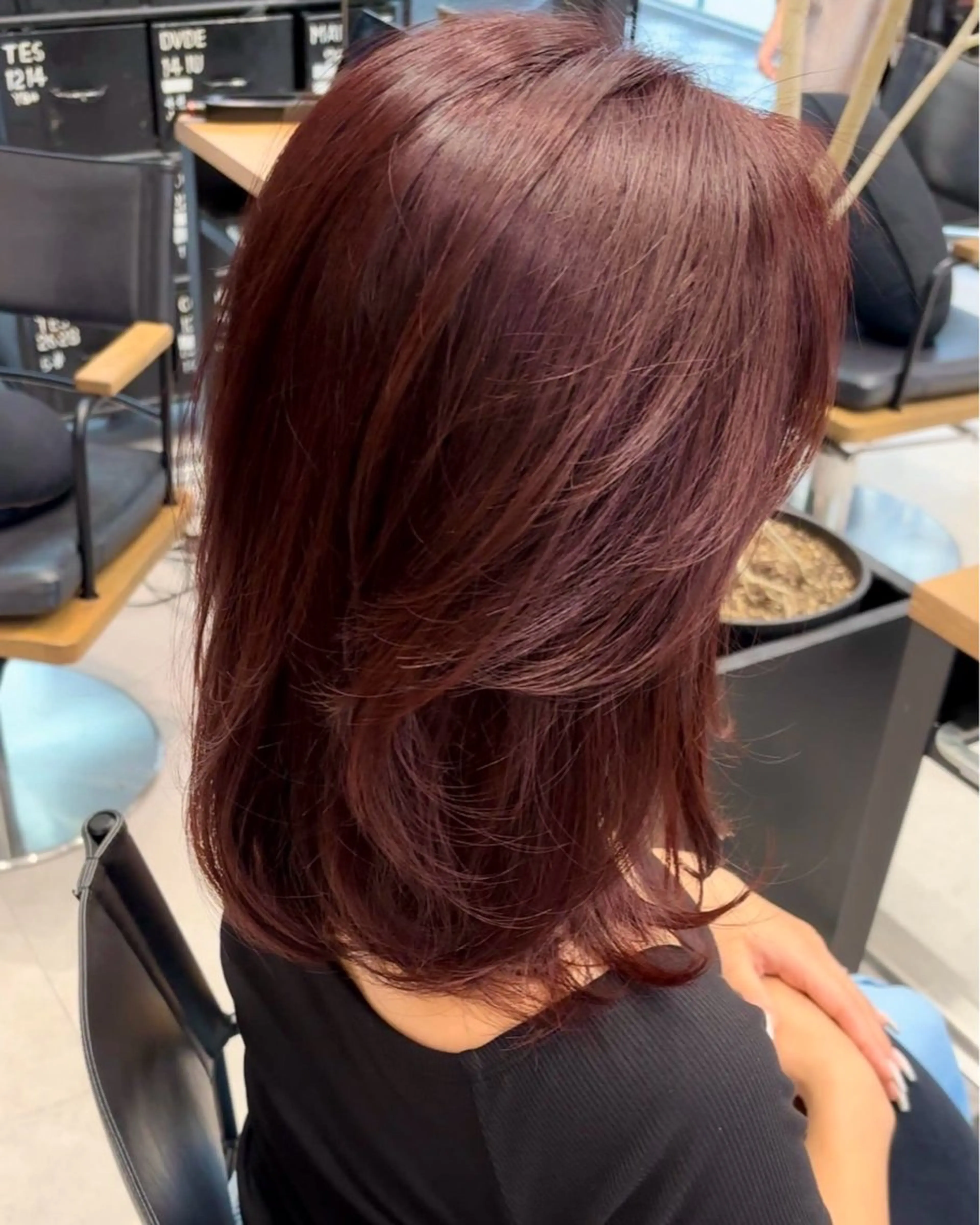 ミディアム カラー カット ヘアカラー 🌺KANA🇺🇸 海外トレンドヘアのヘアスタイル