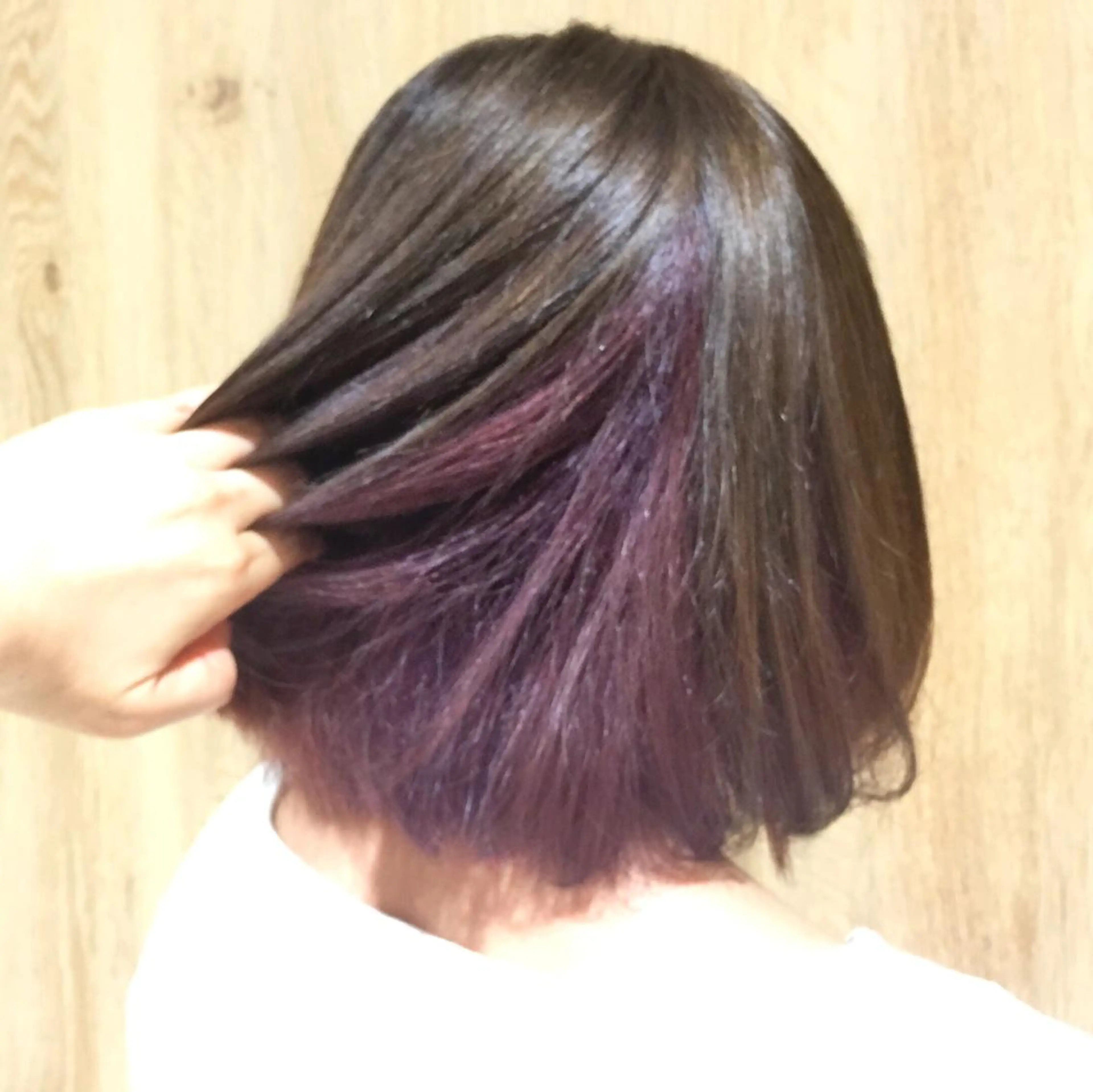 ミディアム カラー インナーカラー ピンクカラー ピンクパープル パープルカラー 中林 由佳のヘアスタイル