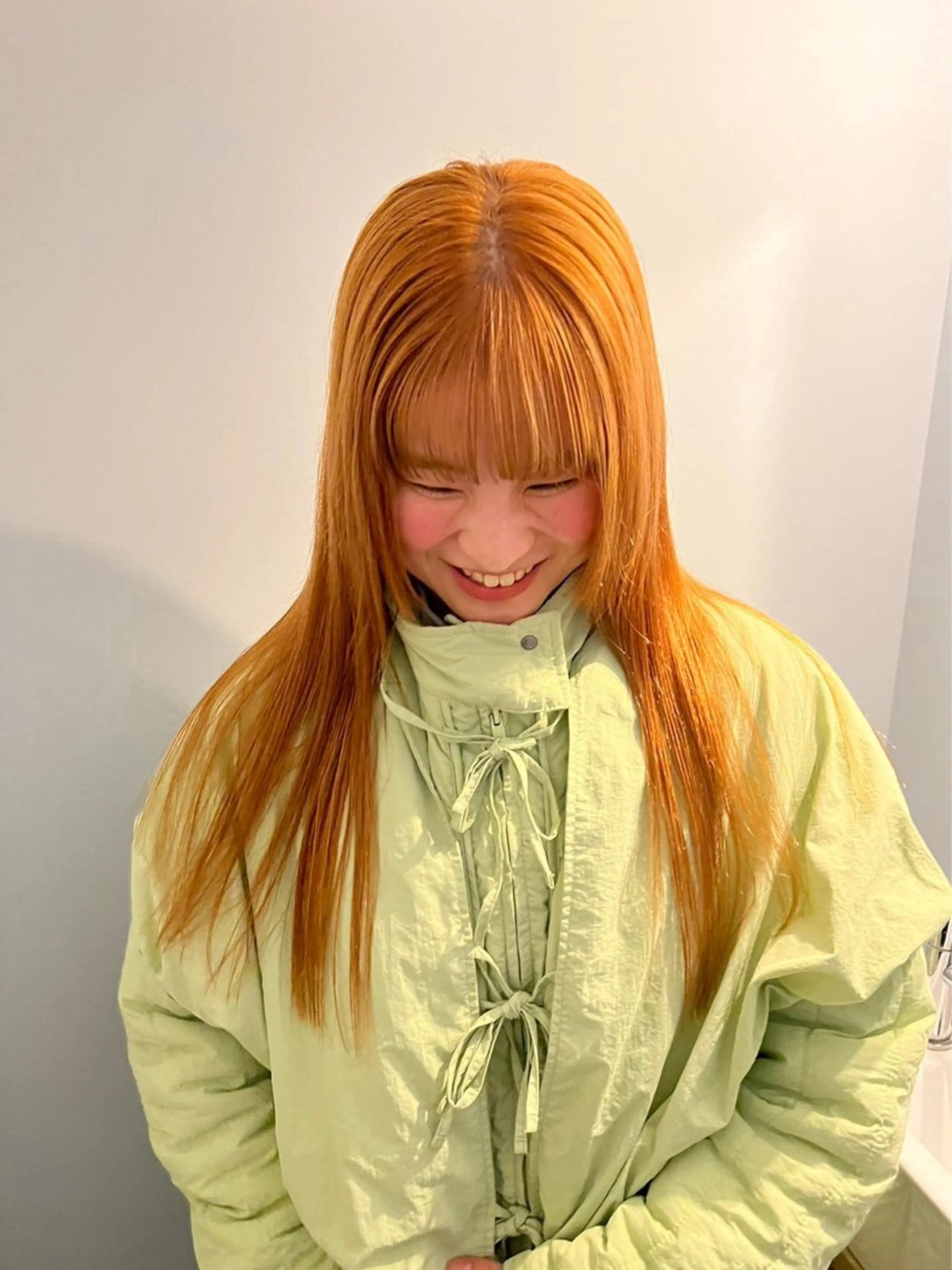 ロング カラー ヘアカラー トリートメント カットモデル/ ハイトーン/ゆうあのヘアスタイル