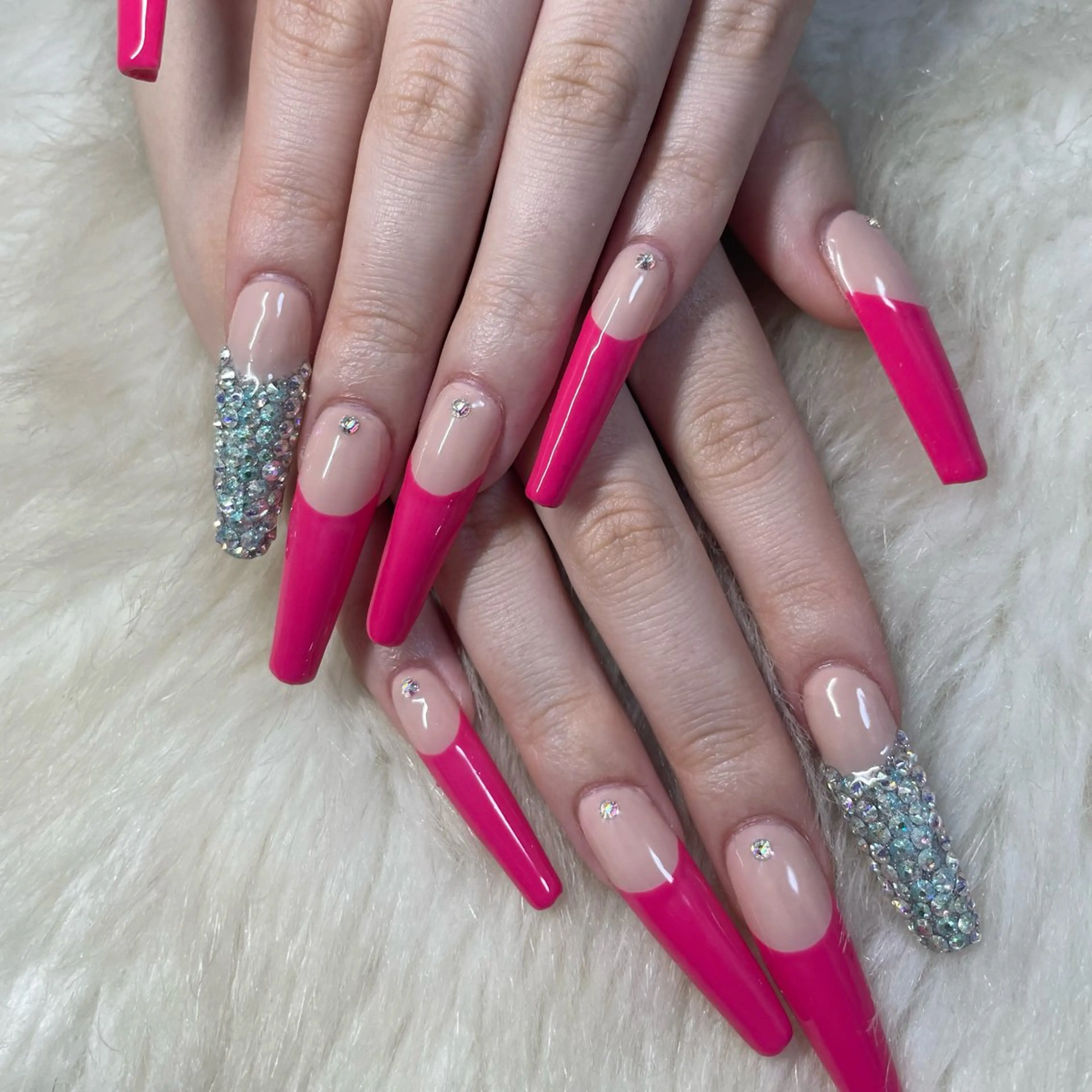 ネイル ハンドネイル 黒川 実祐のネイルデザイン