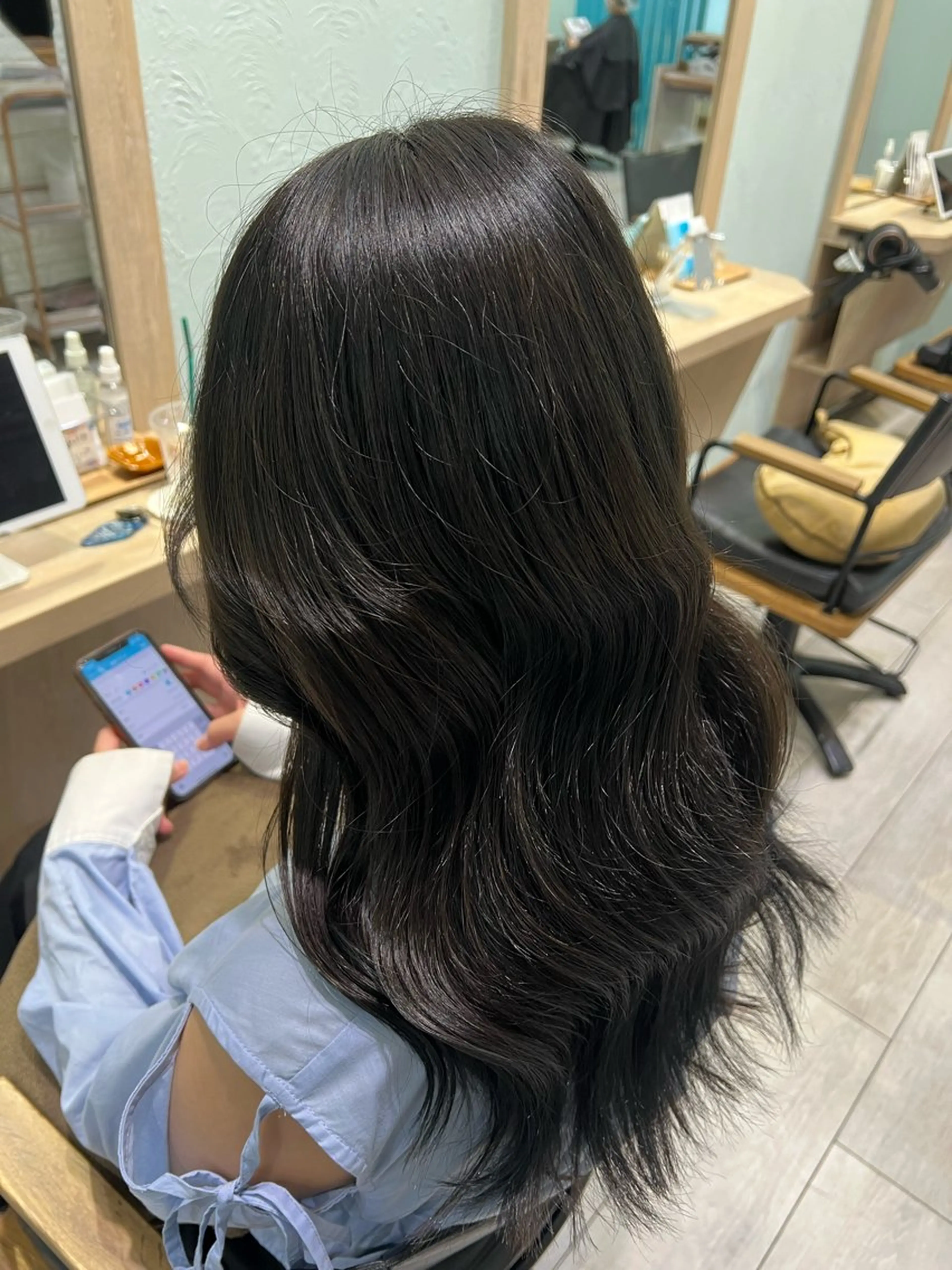 ミディアム ヘアカラー トリートメント 髪質改善カラー 🏖️クウト🏖️のヘアスタイル