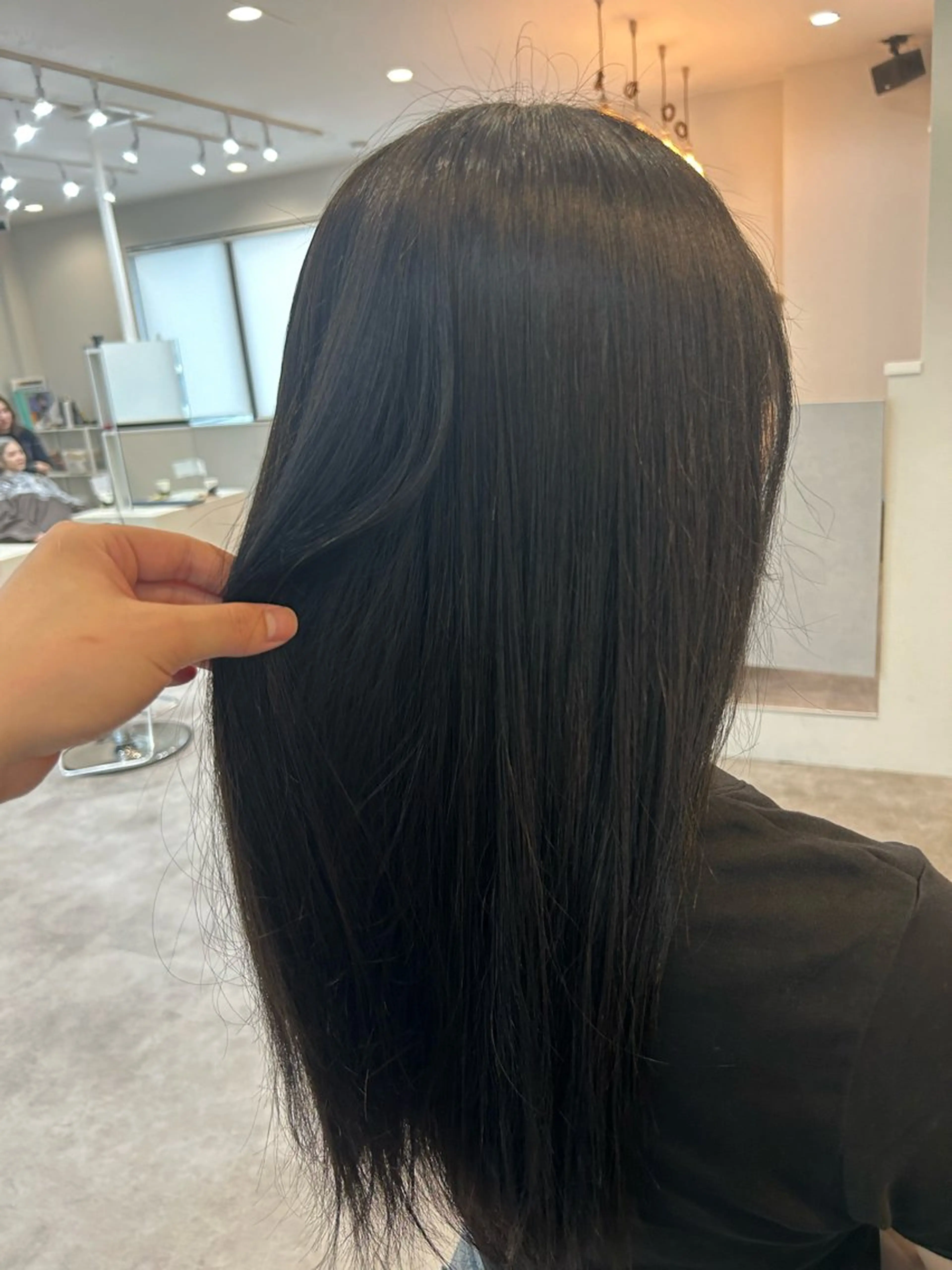 ロング カラー SOYON星ヶ丘所属・👟SOYONトレン ドヘアともし🩶のヘアスタイル