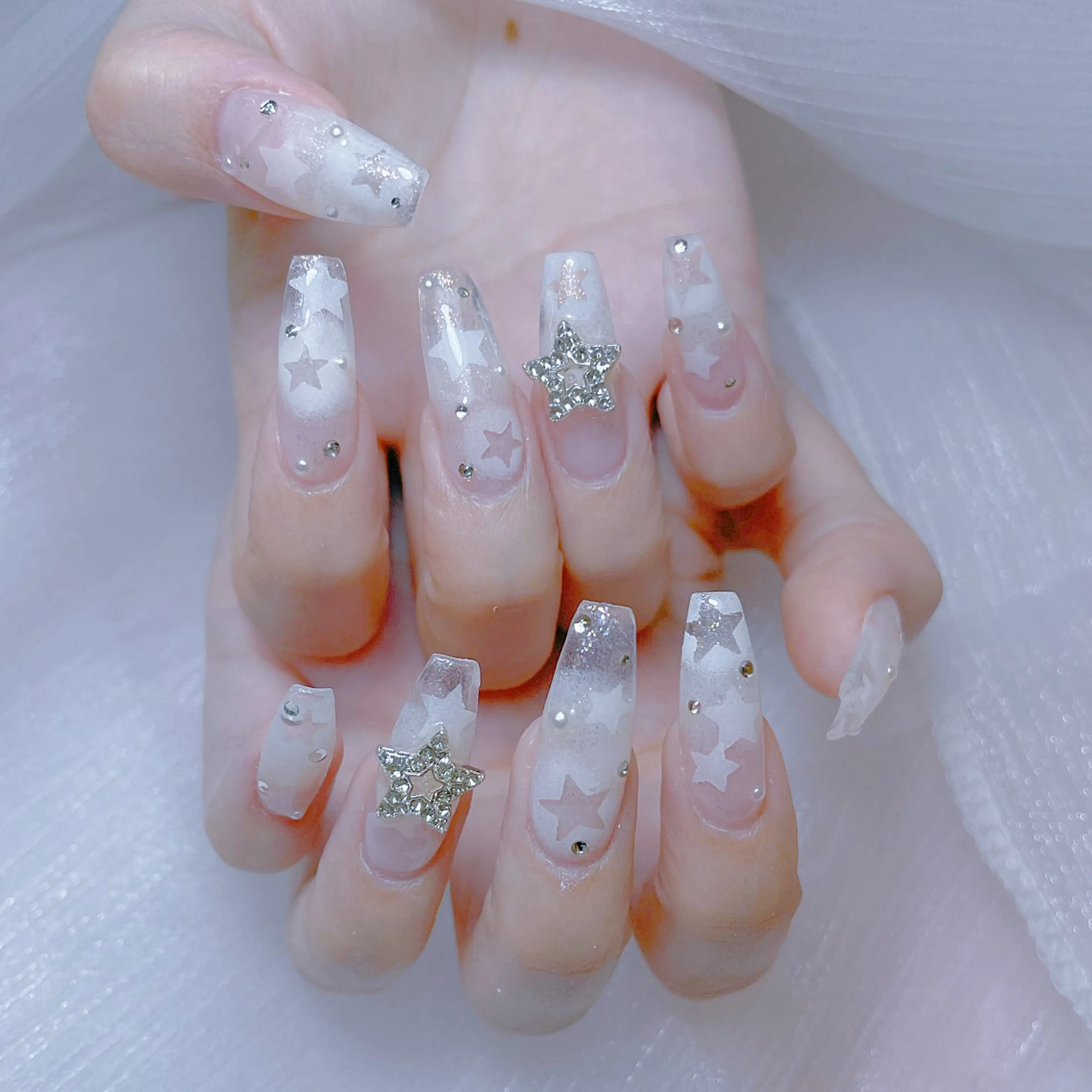 ネイル チークネイル クリアネイル フレンチネイル ガーリー キラキラネイル ハンドネイル NailPrincess所属・princess スカルプ専門店のネイルデザイン