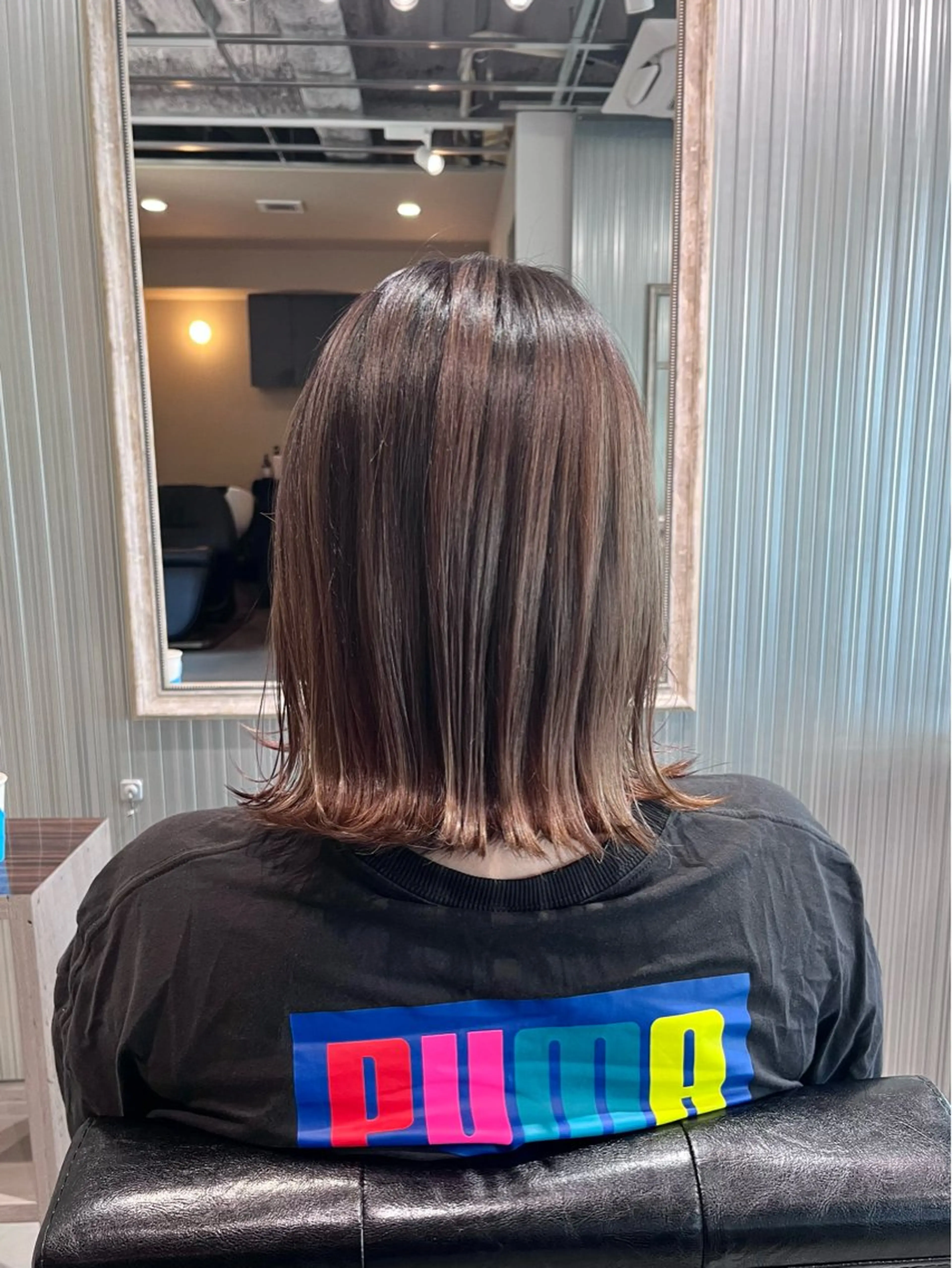 ミディアム カラー バレイヤージュ ベージュカラー ブリーチ 透明感カラー レイヤーカット ヘアカラー KIZU 髪質改善 オカルト怪談のヘアスタイル
