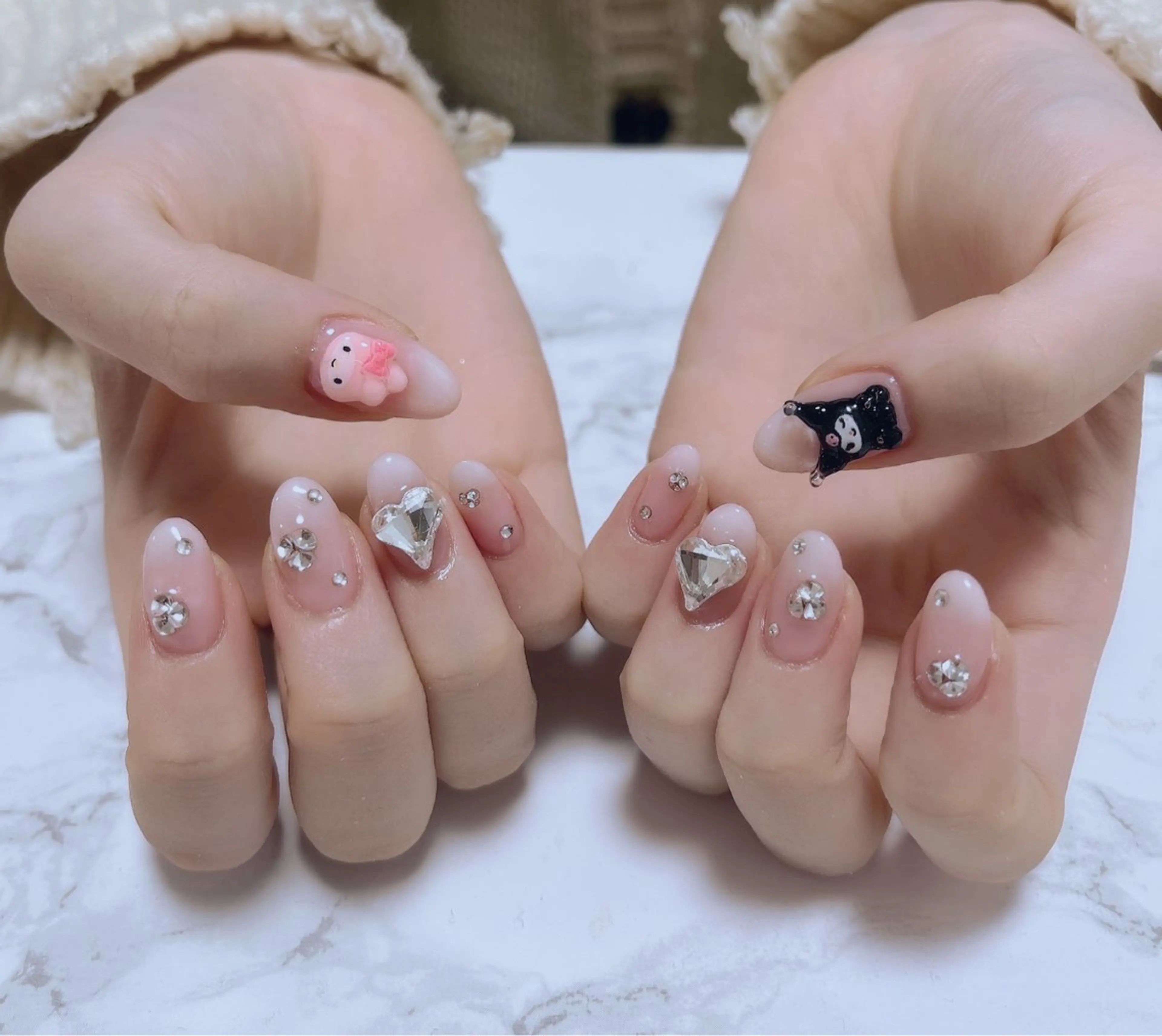 ネイル はな💎ネイル ワンホン、長さ出しのネイルデザイン