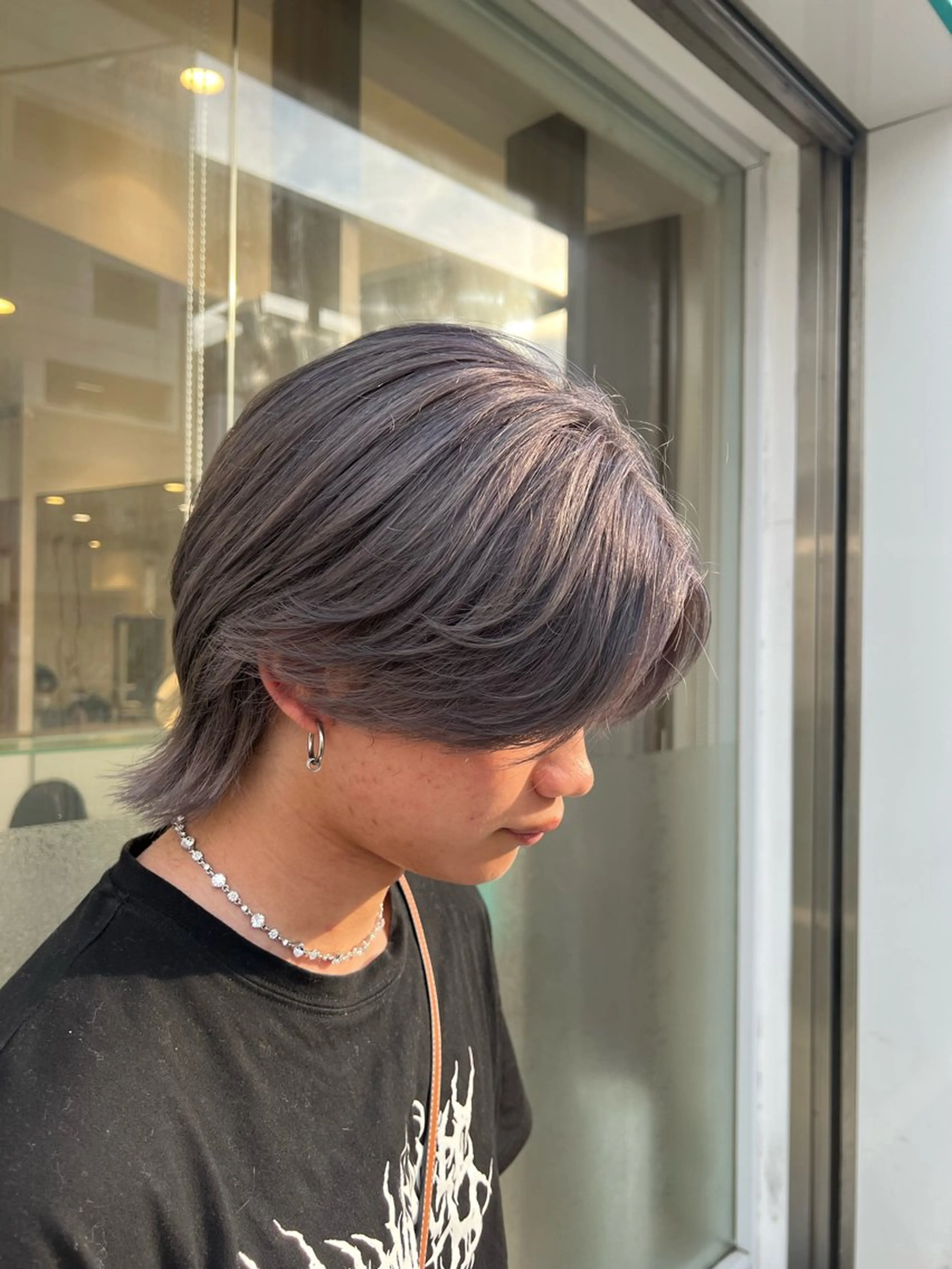 カラー メンズ メンズブリーチ ブリーチ シルバー "美髪"ストレート矯 正/佐野友尉のヘアスタイル