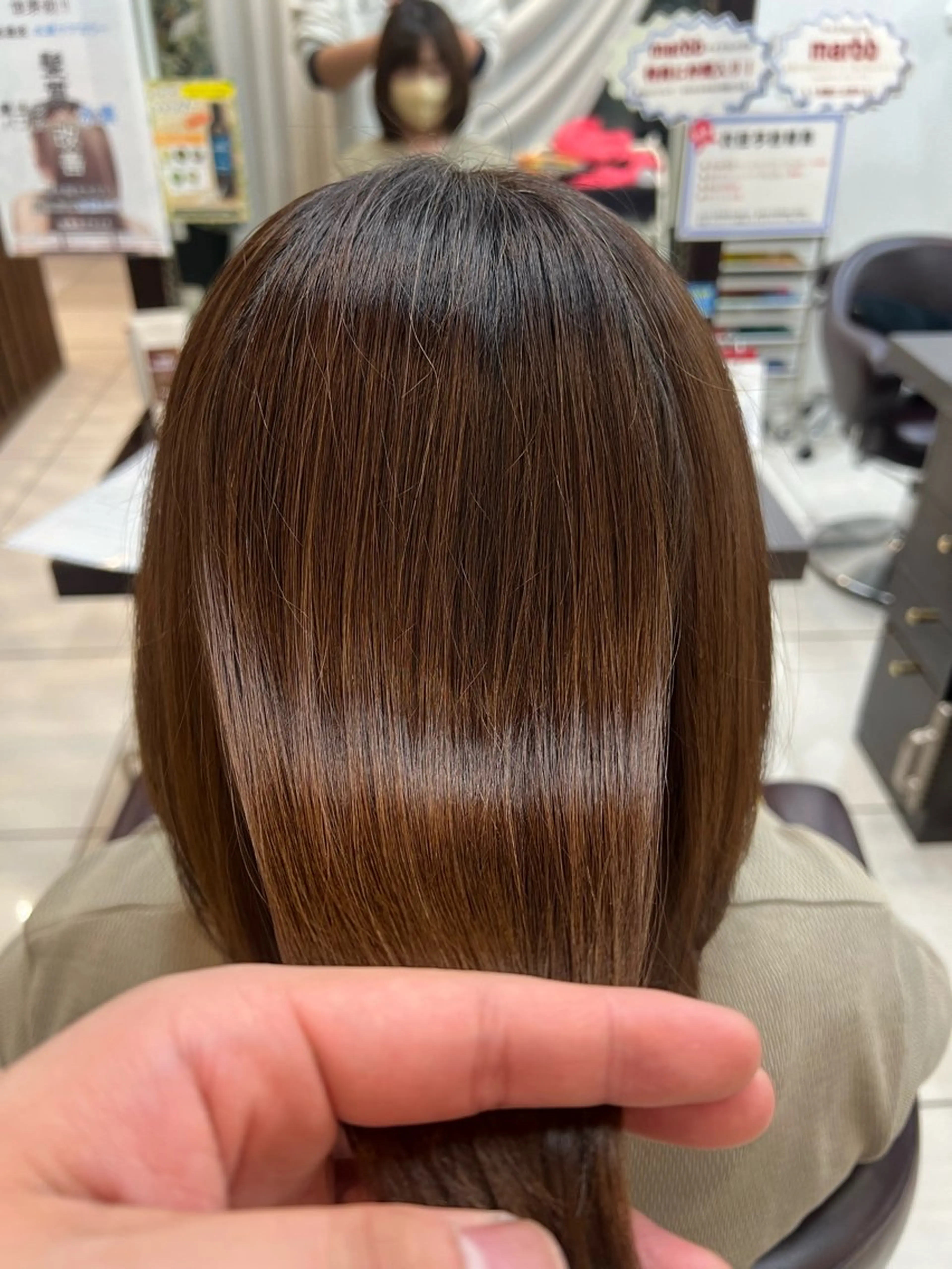 ミディアム 山内 結稀のヘアスタイル