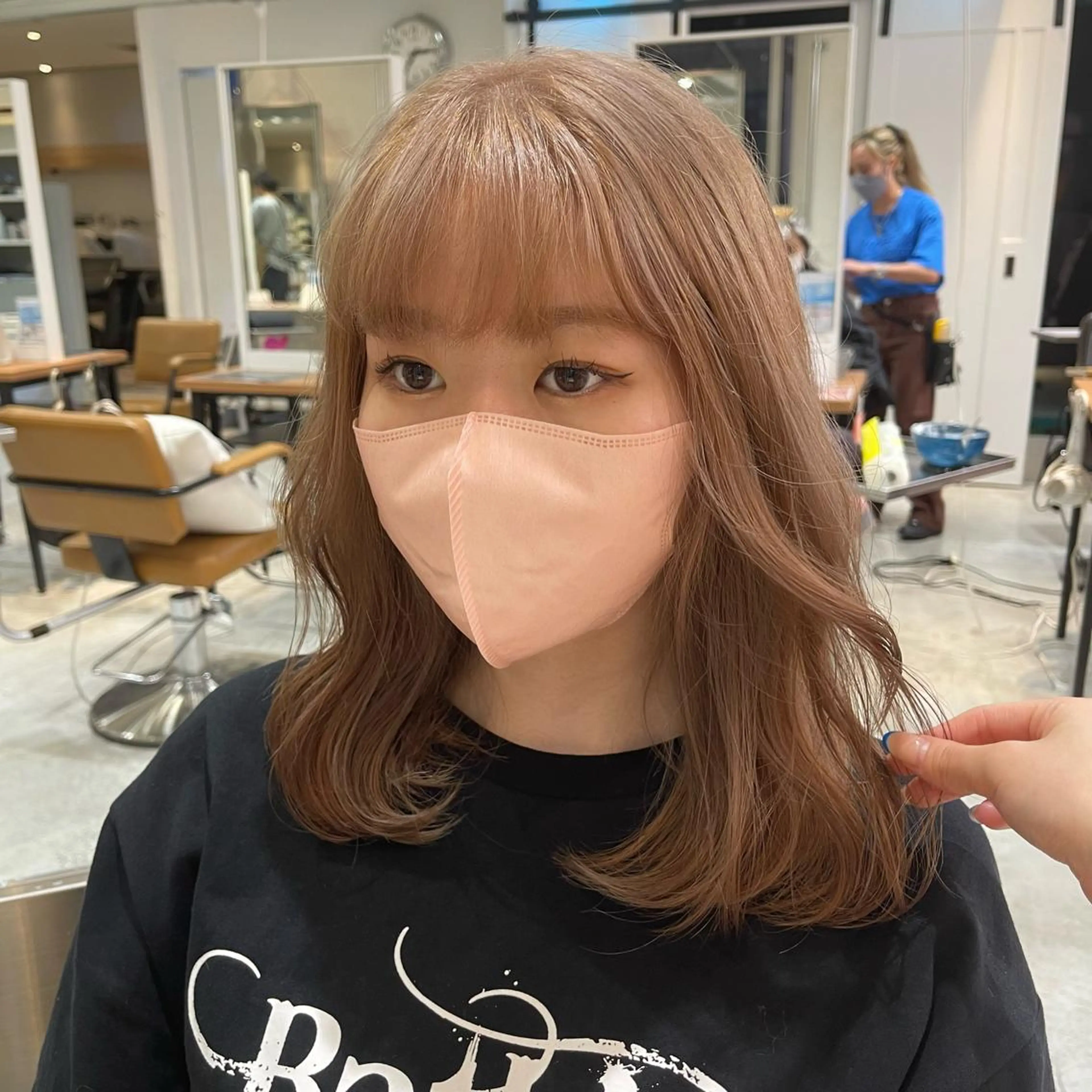 ミディアム カラー ブリーチ ケアブリーチ lunty miichiのヘアスタイル