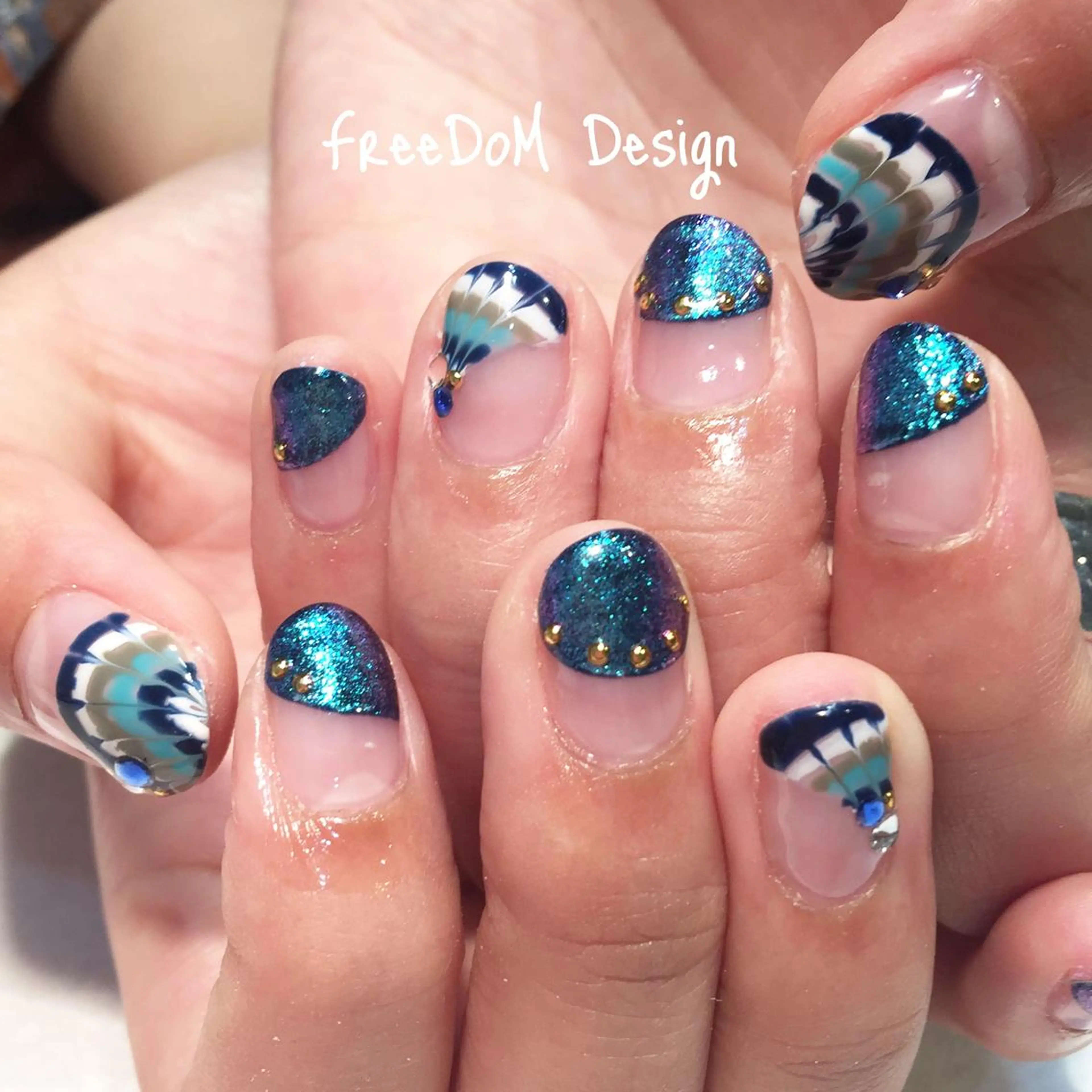 ネイル アートネイル ＦreeDoＭ   Design所属・W KUMIのネイルデザイン