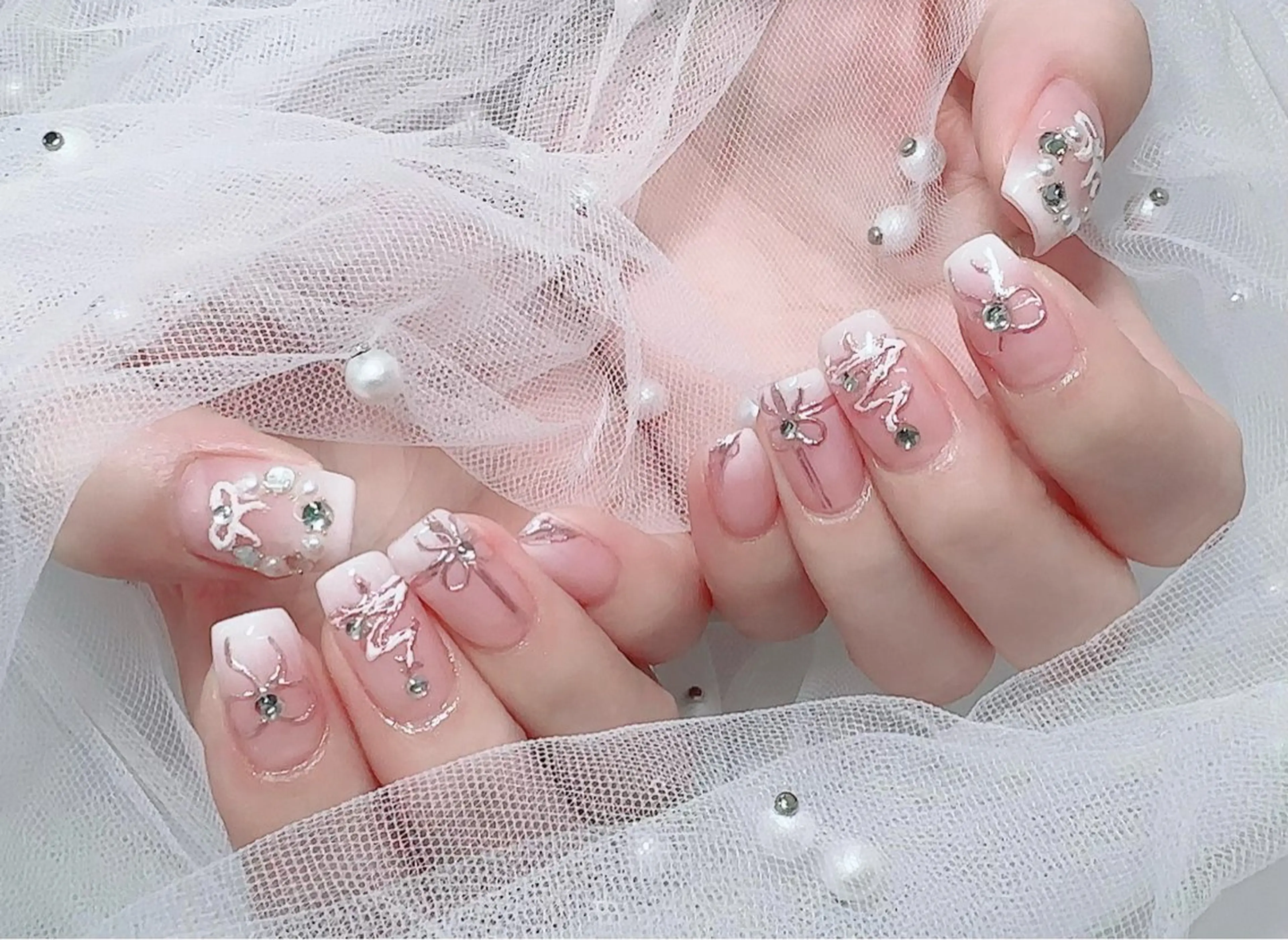 ネイル R nailsalon所属・R salonのネイルデザイン