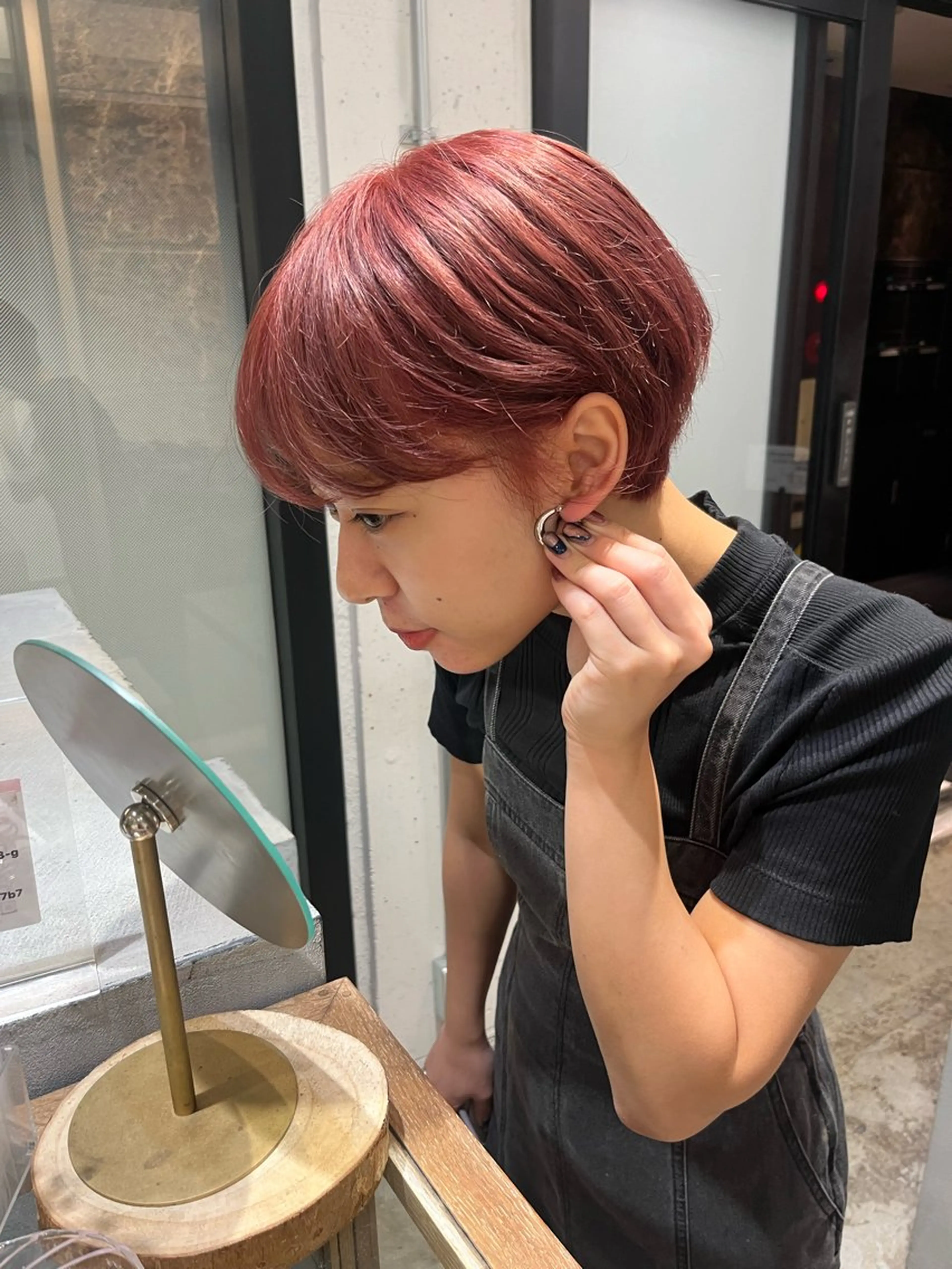 カラー LOAVE AOYAMA所属・カット無料airi airiのヘアスタイル