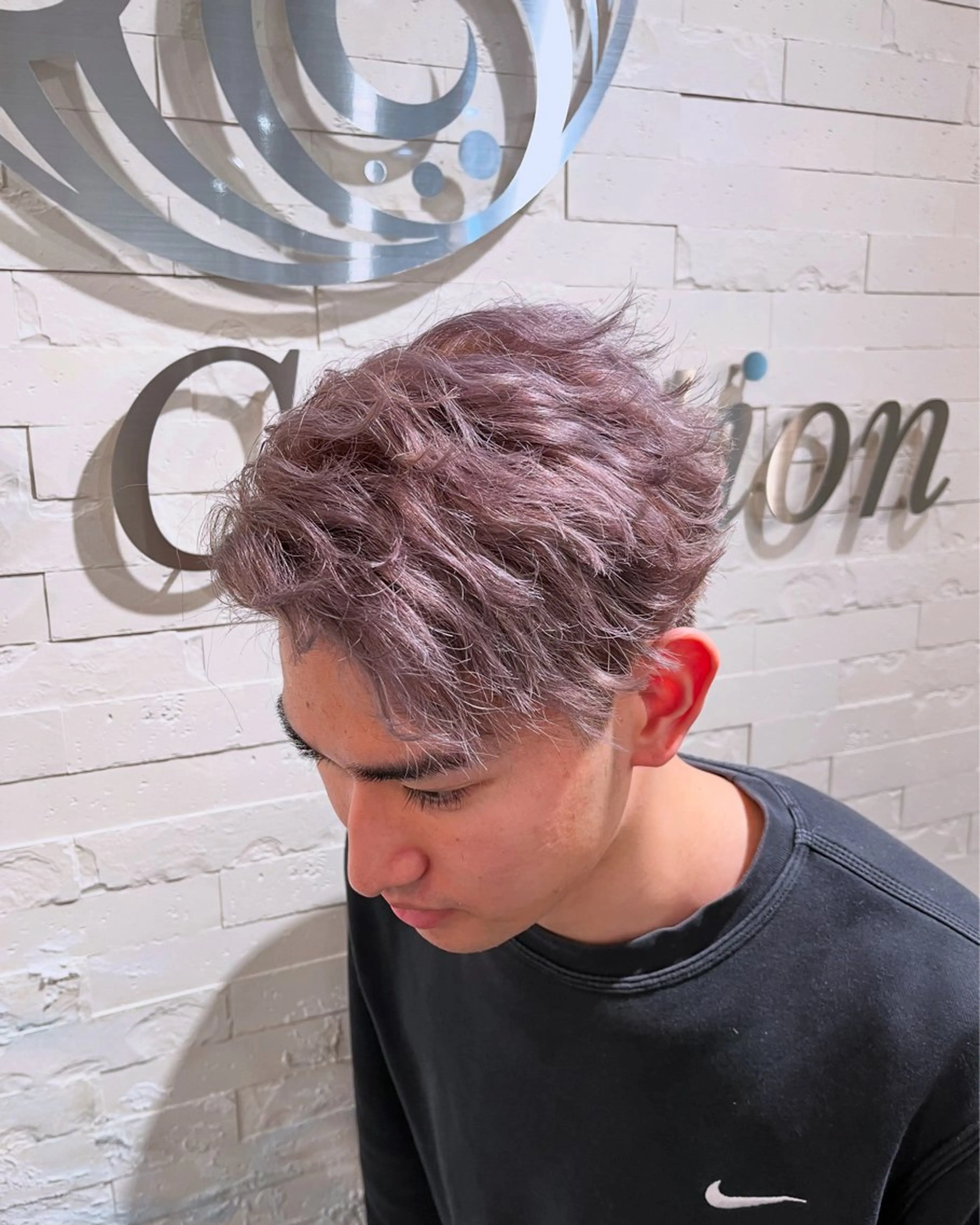 カラー ヘアアレンジ メンズ ダブルカラー グレージュ シルバー シルバーグレージュ 🌲透明感/似合わせ ／KAEDE🌲のヘアスタイル