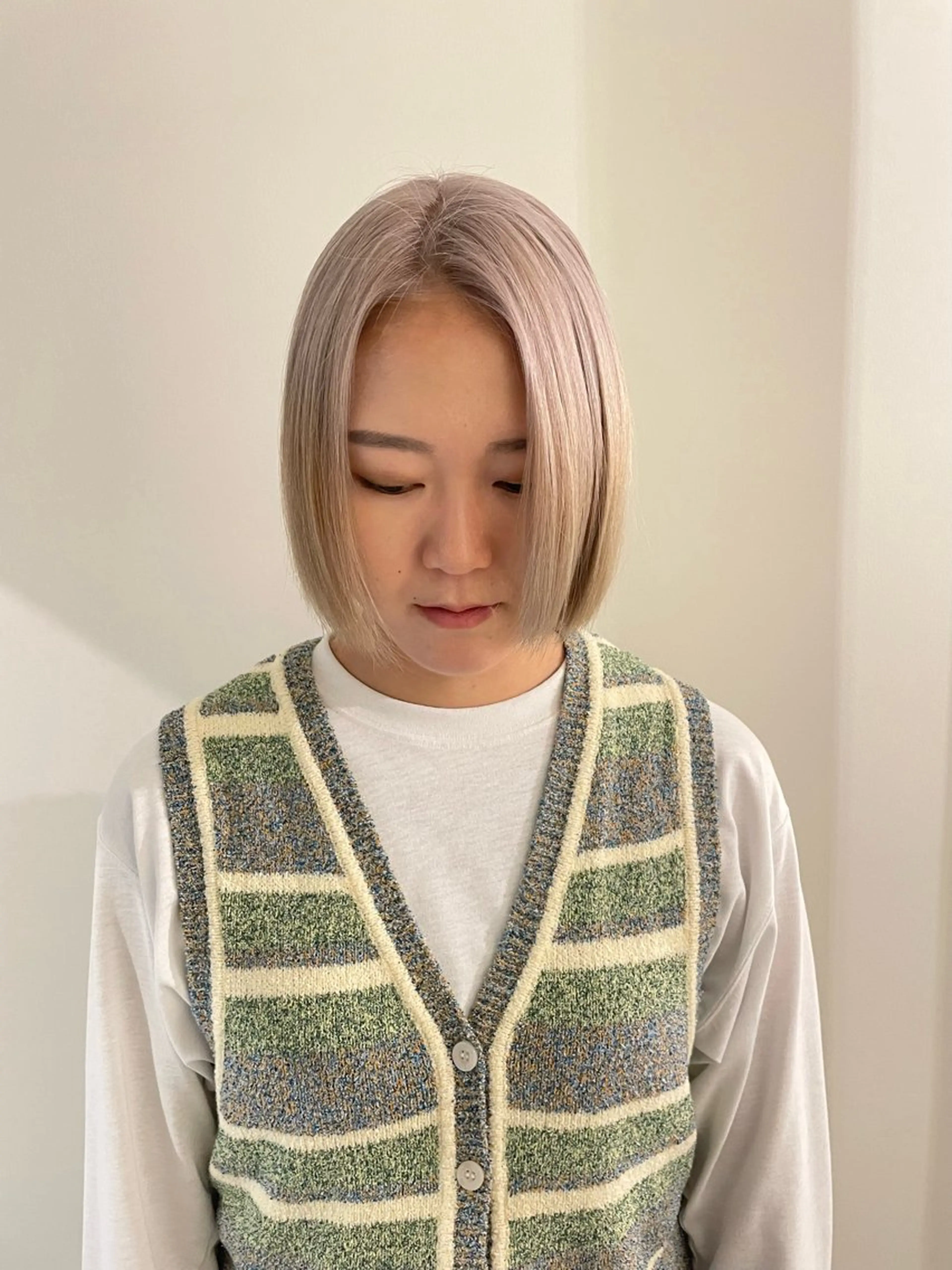 ミディアム カラー ブリーチ ヘアカラー 渋谷 留菜のヘアスタイル