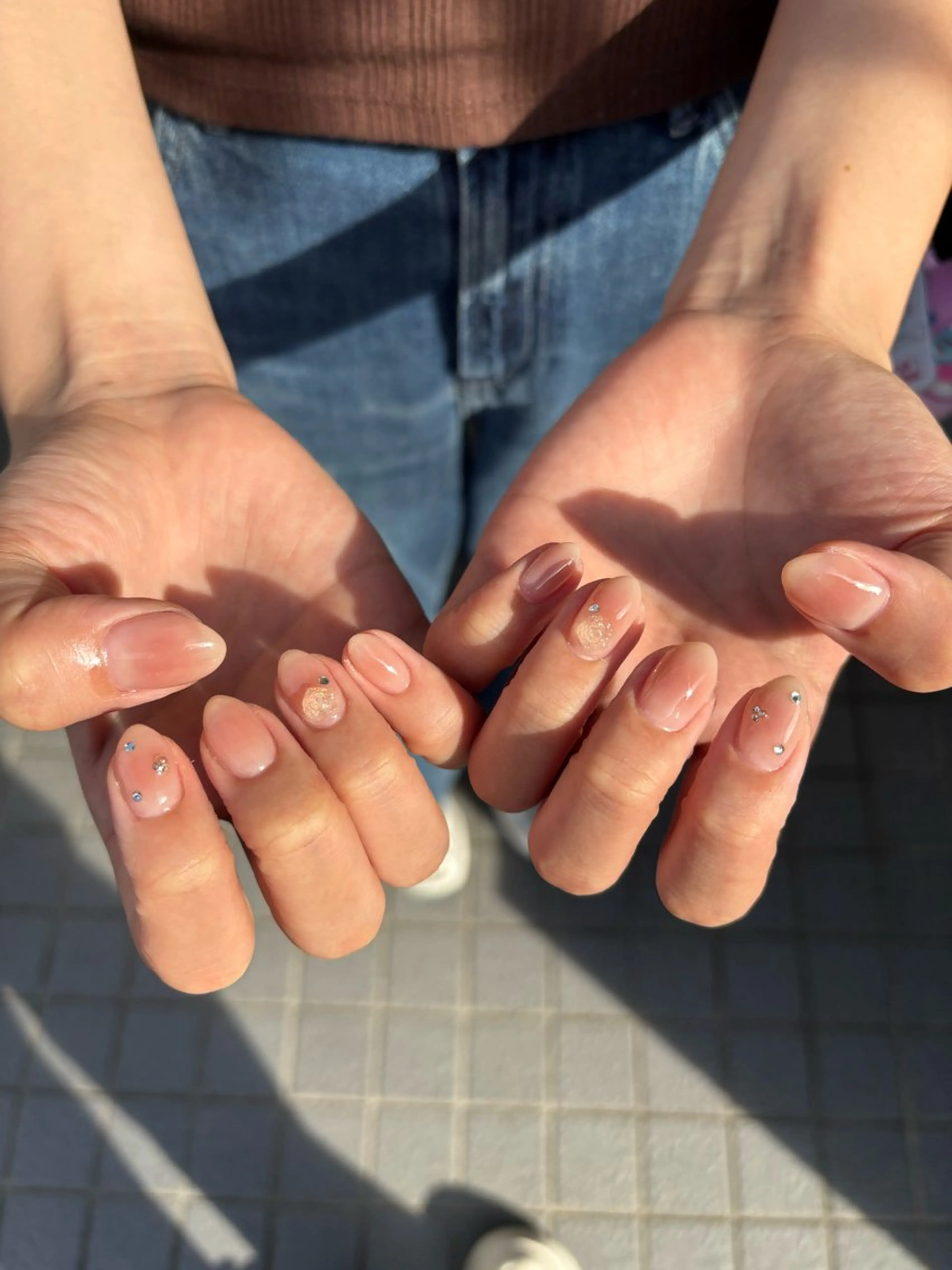 ネイル チークネイル オフィスネイル ピンク シンプルネイル ハンドネイル ハンドケア 🎀NAIL🎀 AI🪄︎︎◝✩のネイルデザイン