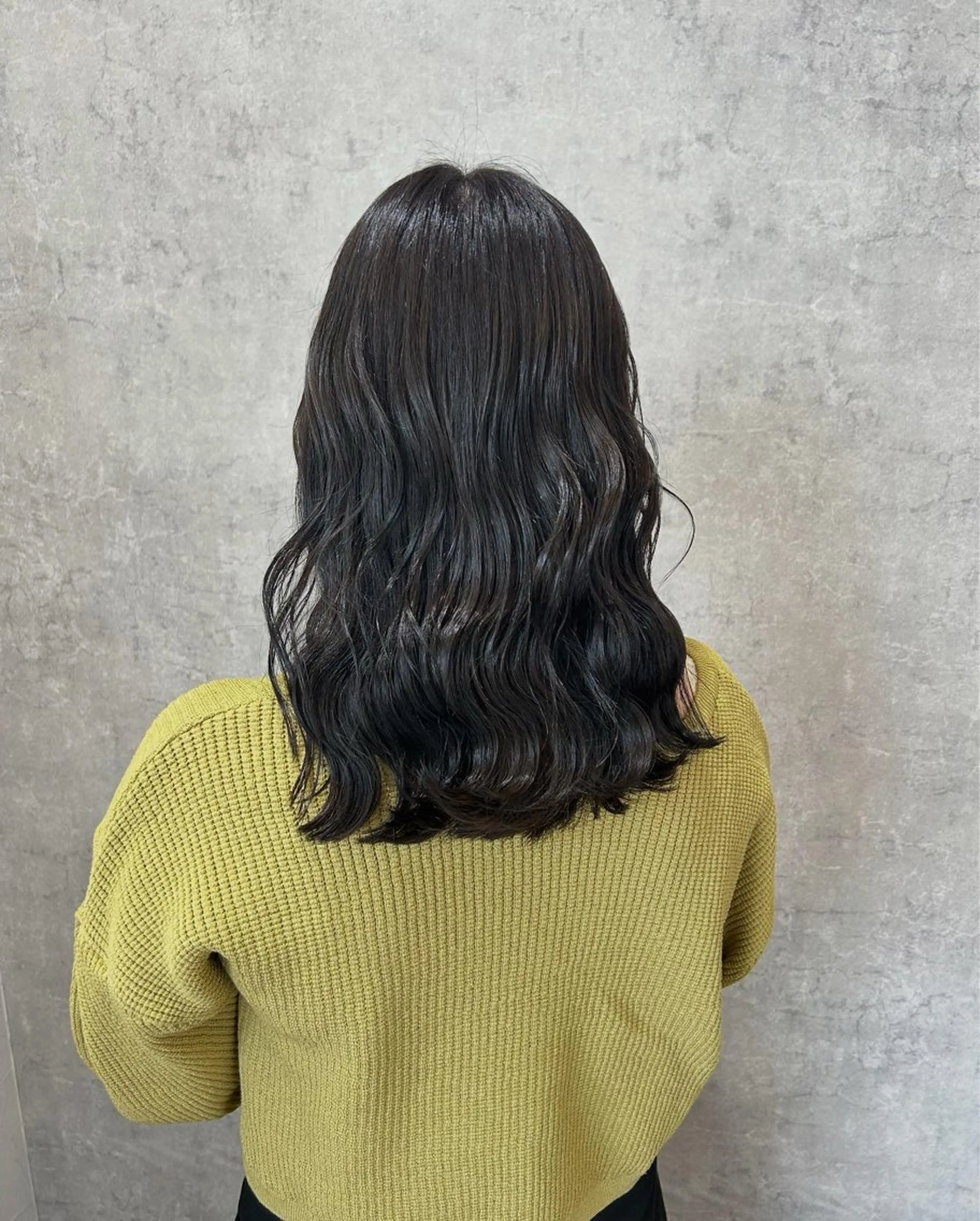 セミロング カラー 吉川 杏実のヘアスタイル