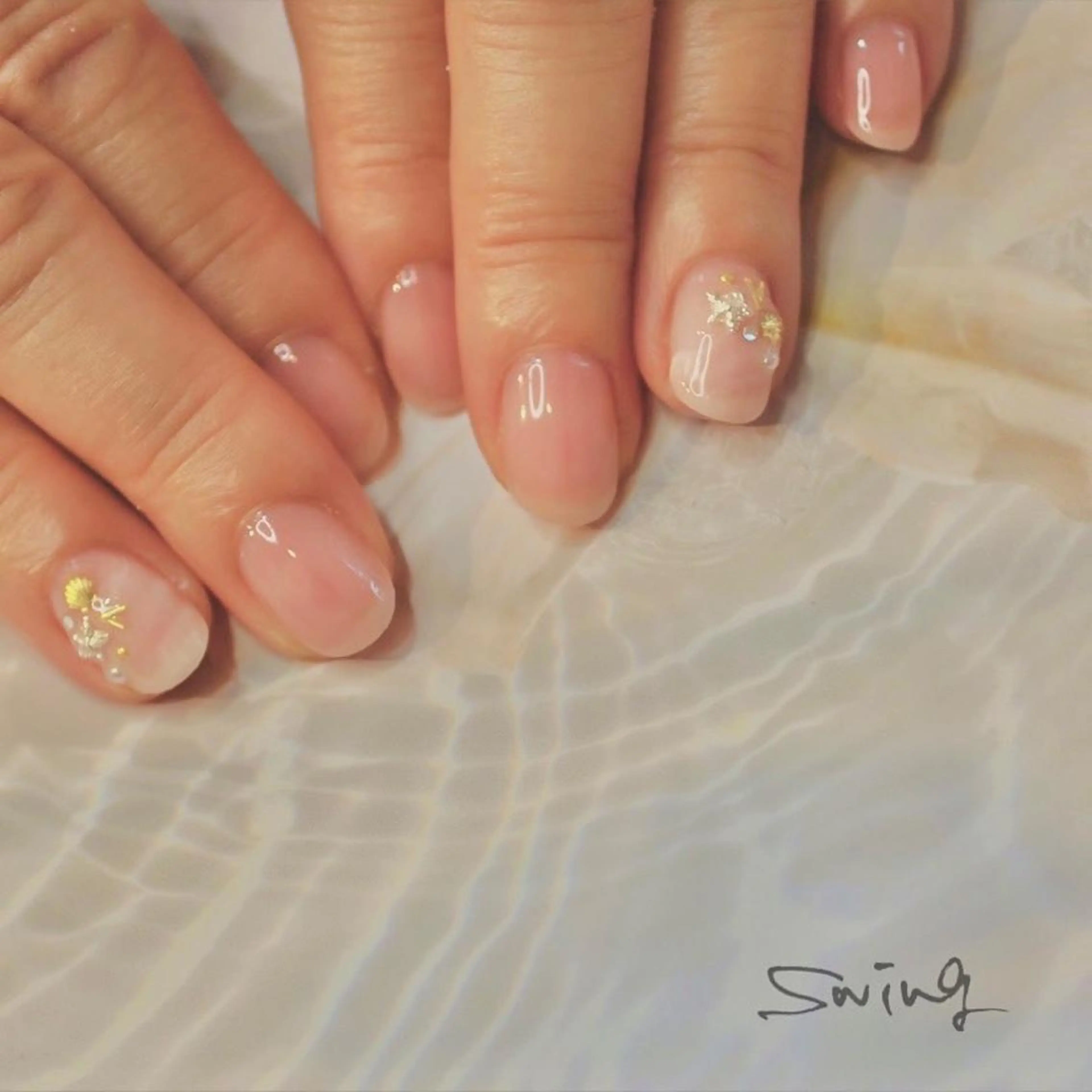 ネイル アートネイル シンプルネイル ハンドネイル SWING Nail Salon所属・Yoshida Takakoのネイルデザイン