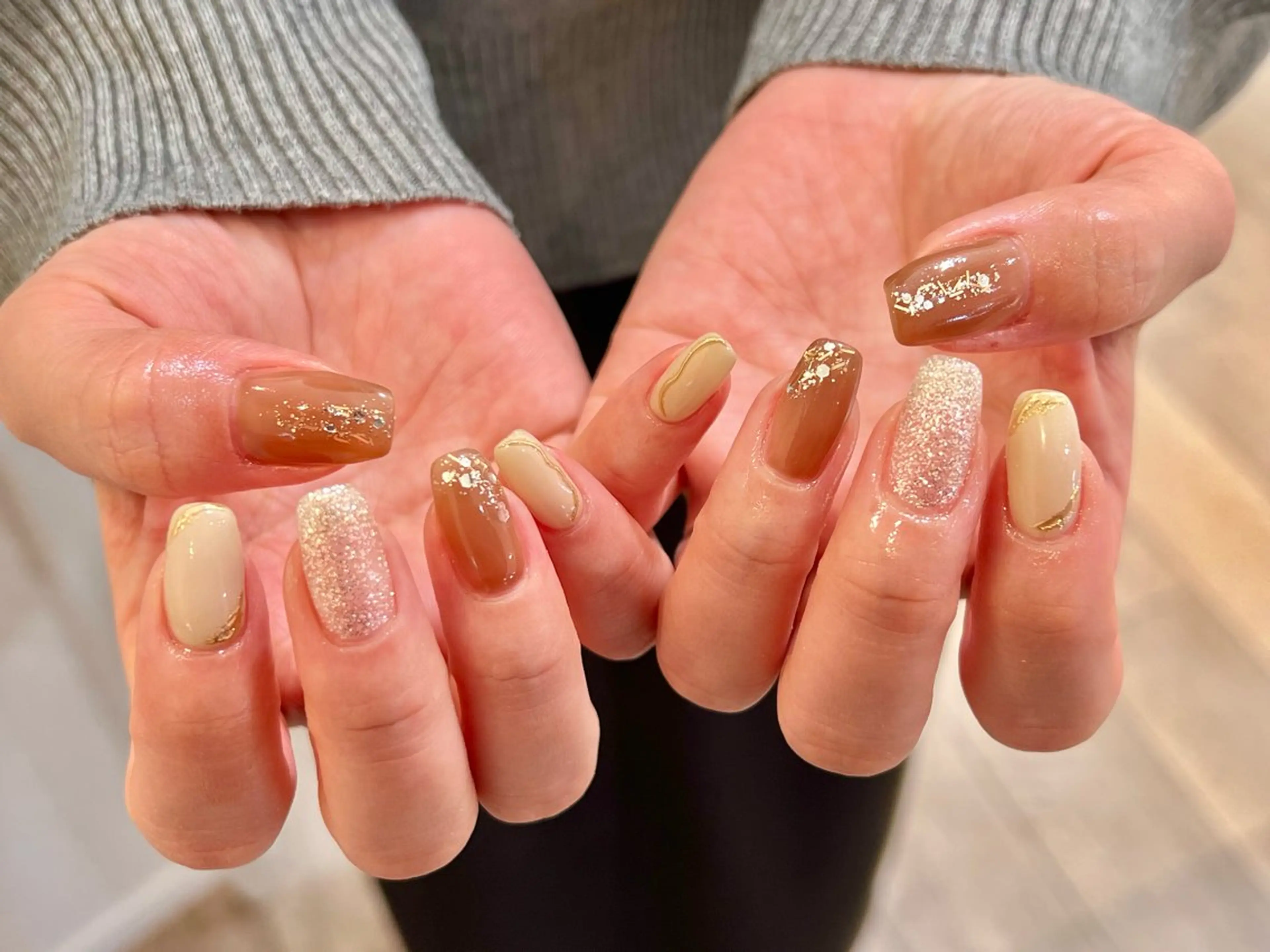 ミディアム ハンドネイル eyelash  & nail Noi 松戸店【ノイ】所属・武田 莉咲のネイルデザイン