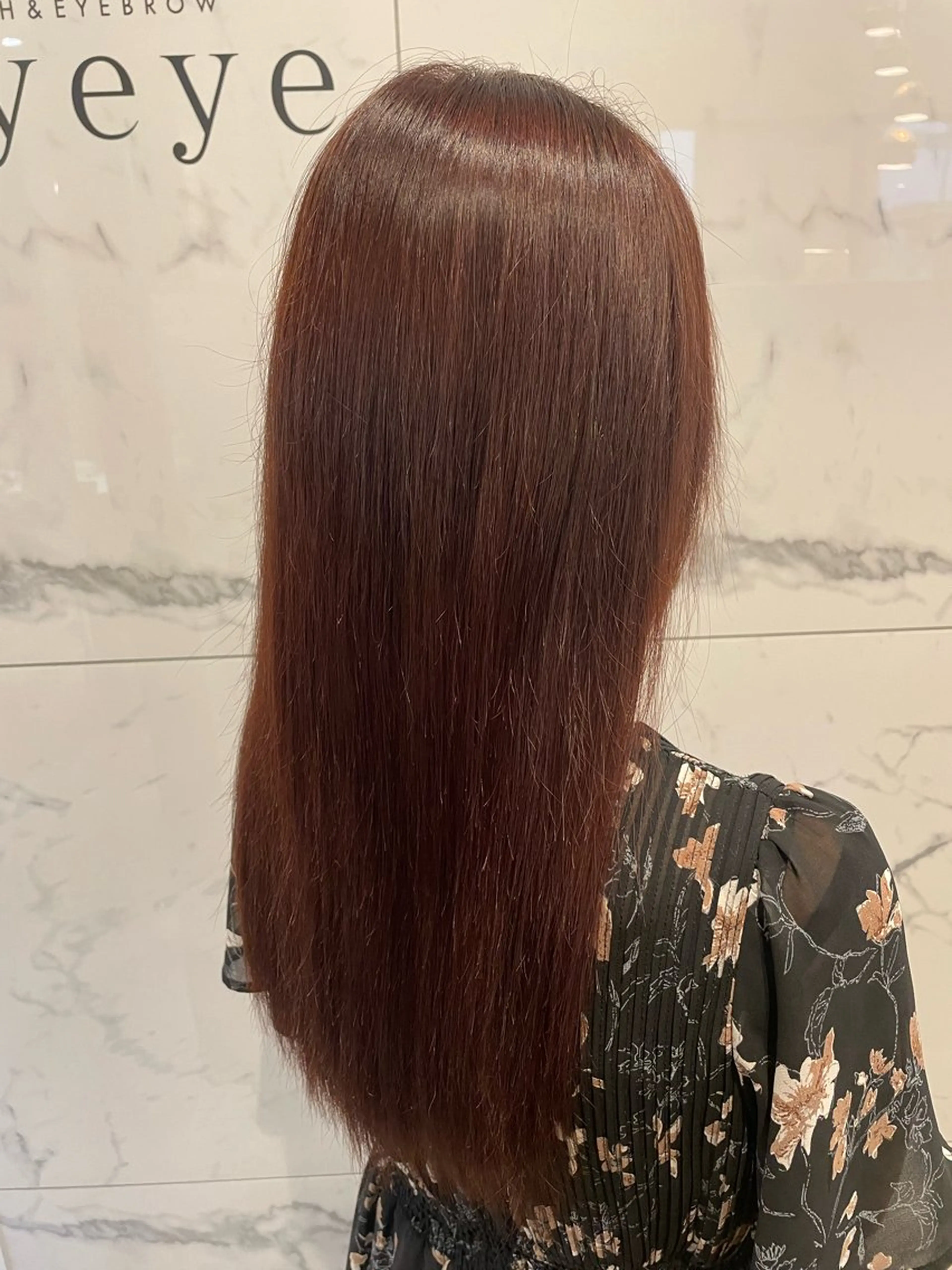 カラー アクアカラー 髪質改善 岡村 真子のヘアスタイル