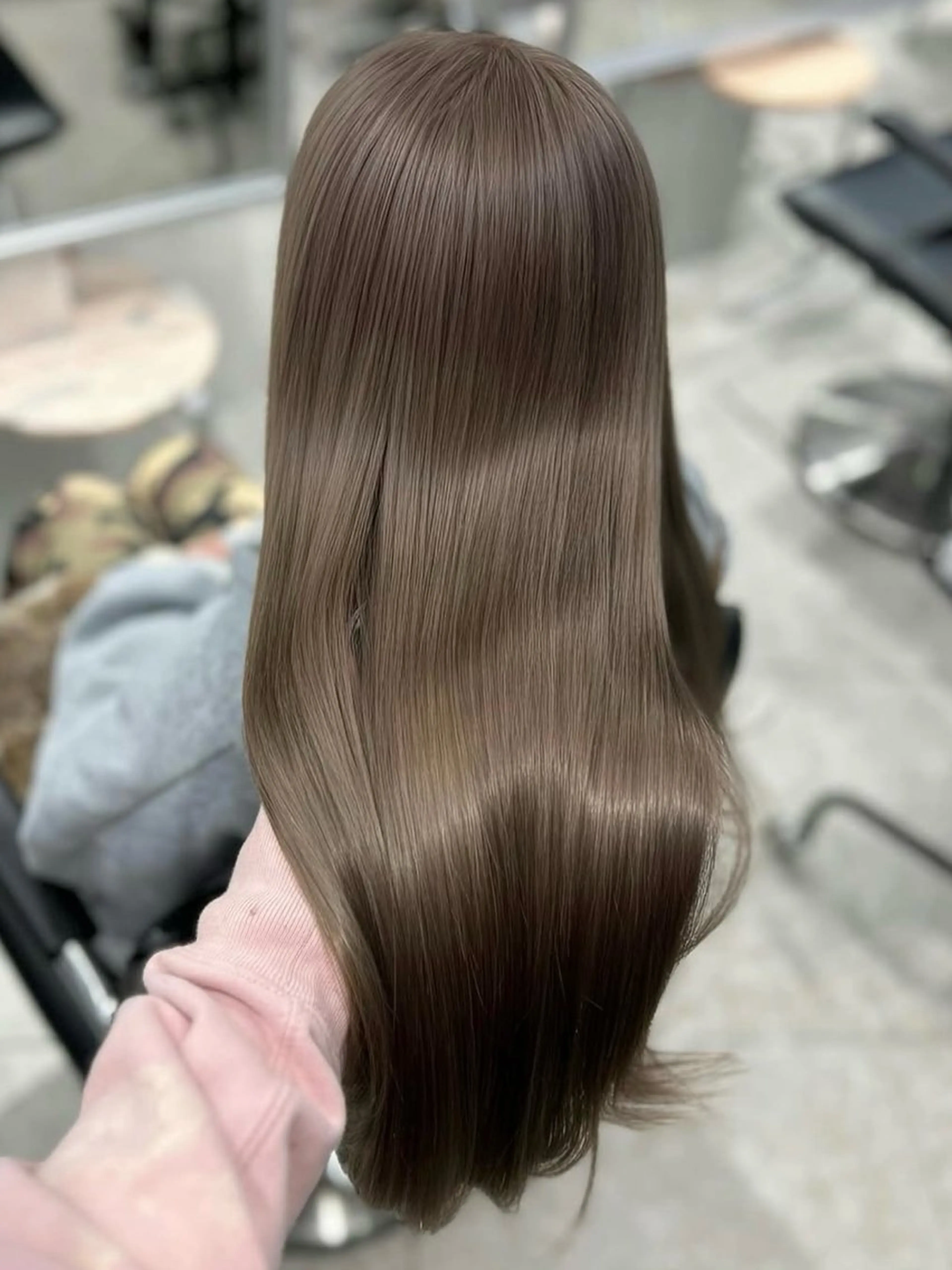 🎀ミニモ限定価格🎀ブリーチ無し高級ワンカラー🕊️+トリートメント¥16,000→¥4,000✨の写真
