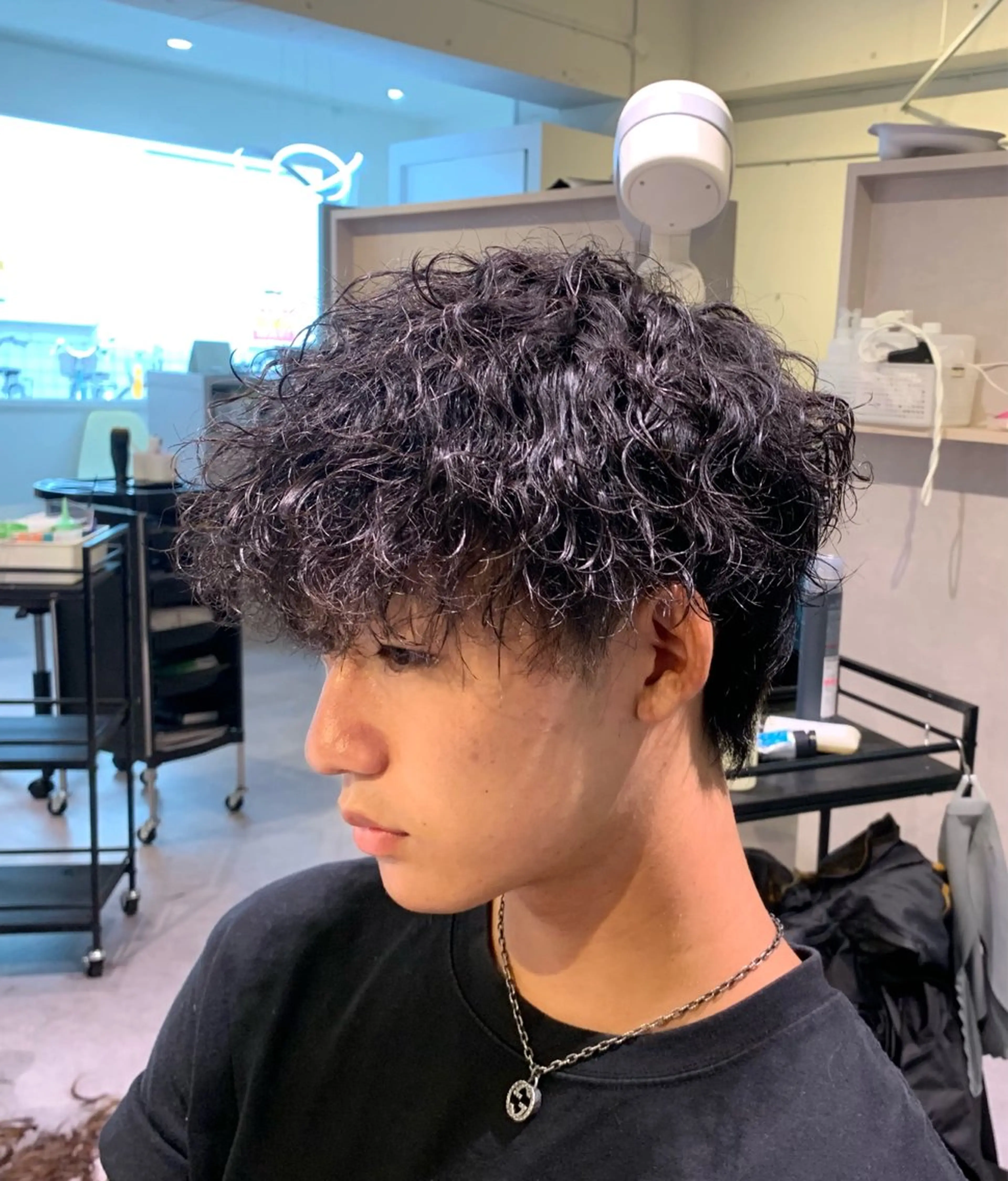 パーマ メンズ 濱口 健慎のヘアスタイル
