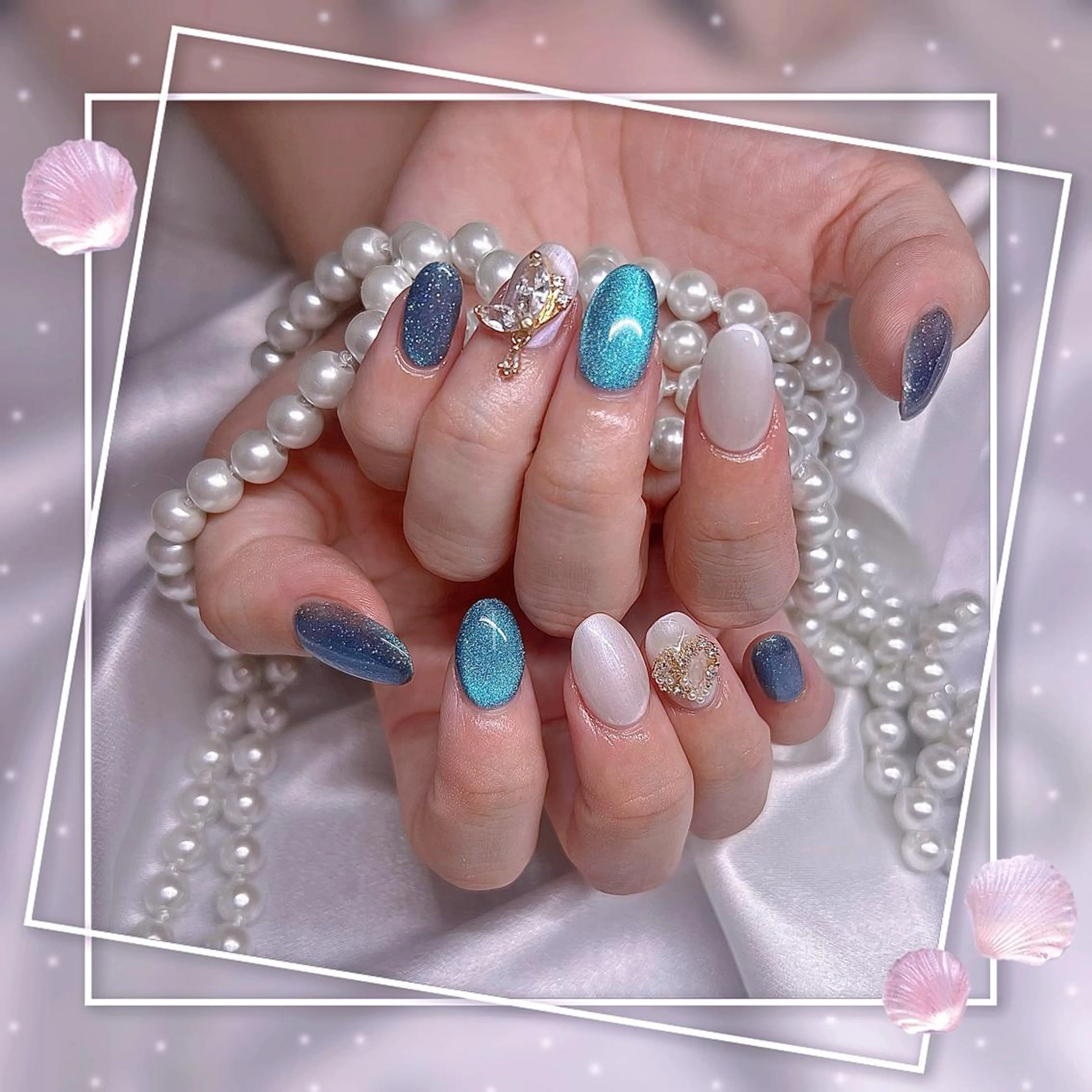 ネイル フレンチネイル キラキラネイル 韓国ネイル マグネットネイル マグネットフレンチ Chill Nailsalonのネイルデザイン
