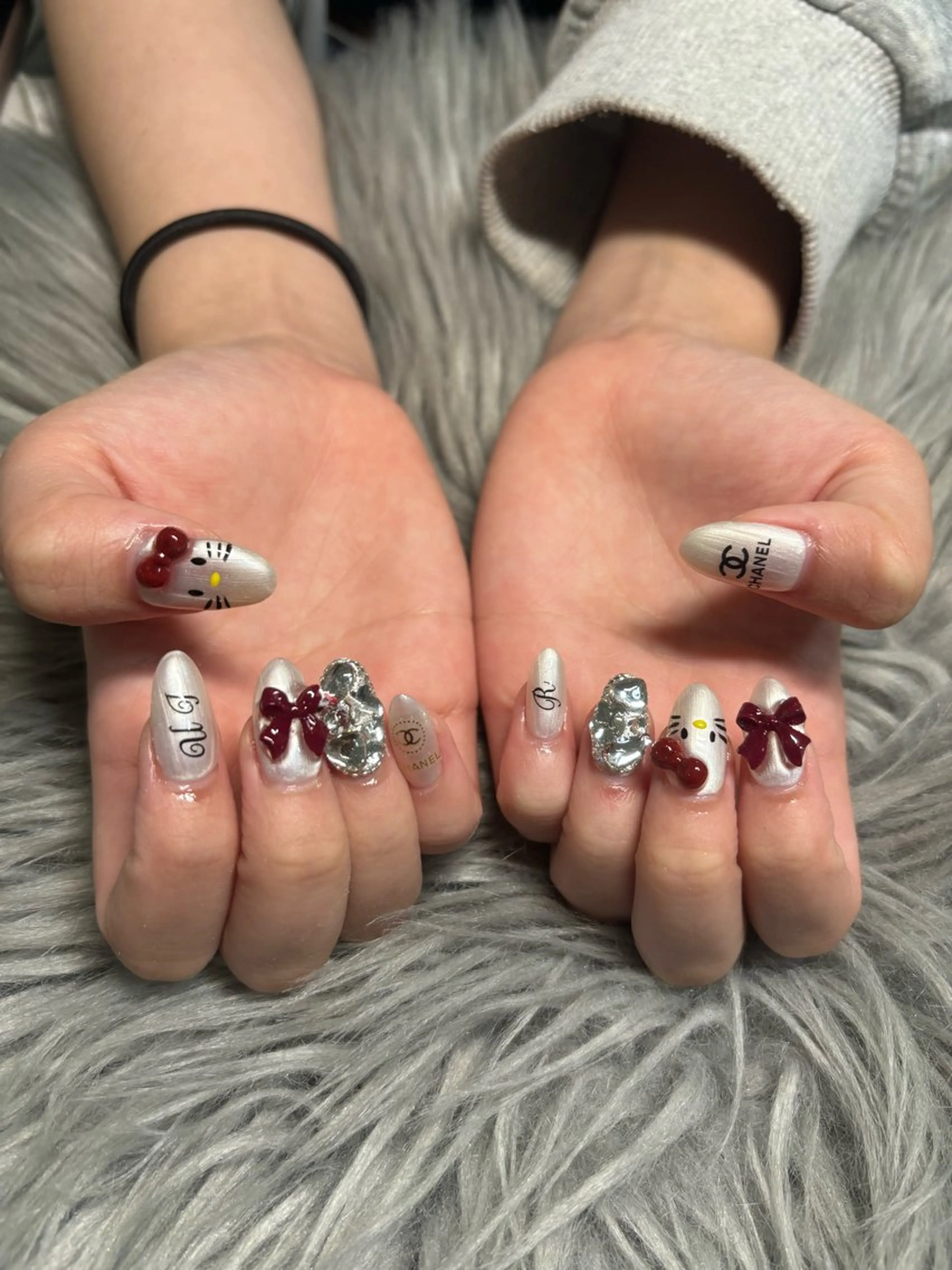 ネイル 鈴木 歩華のネイルデザイン