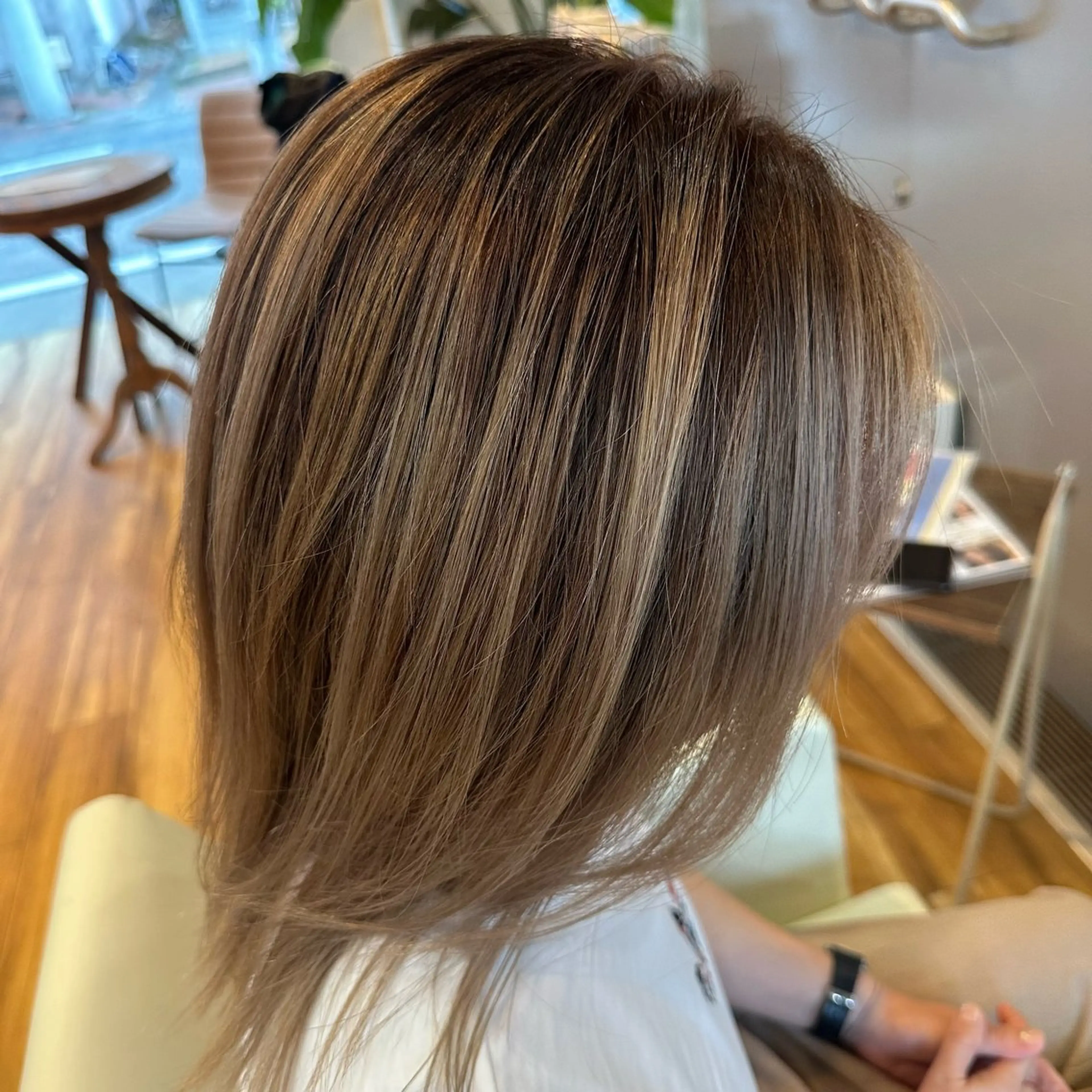 カラー バレイヤージュ ブリーチ ヘアカラー 大原 正寛のヘアスタイル