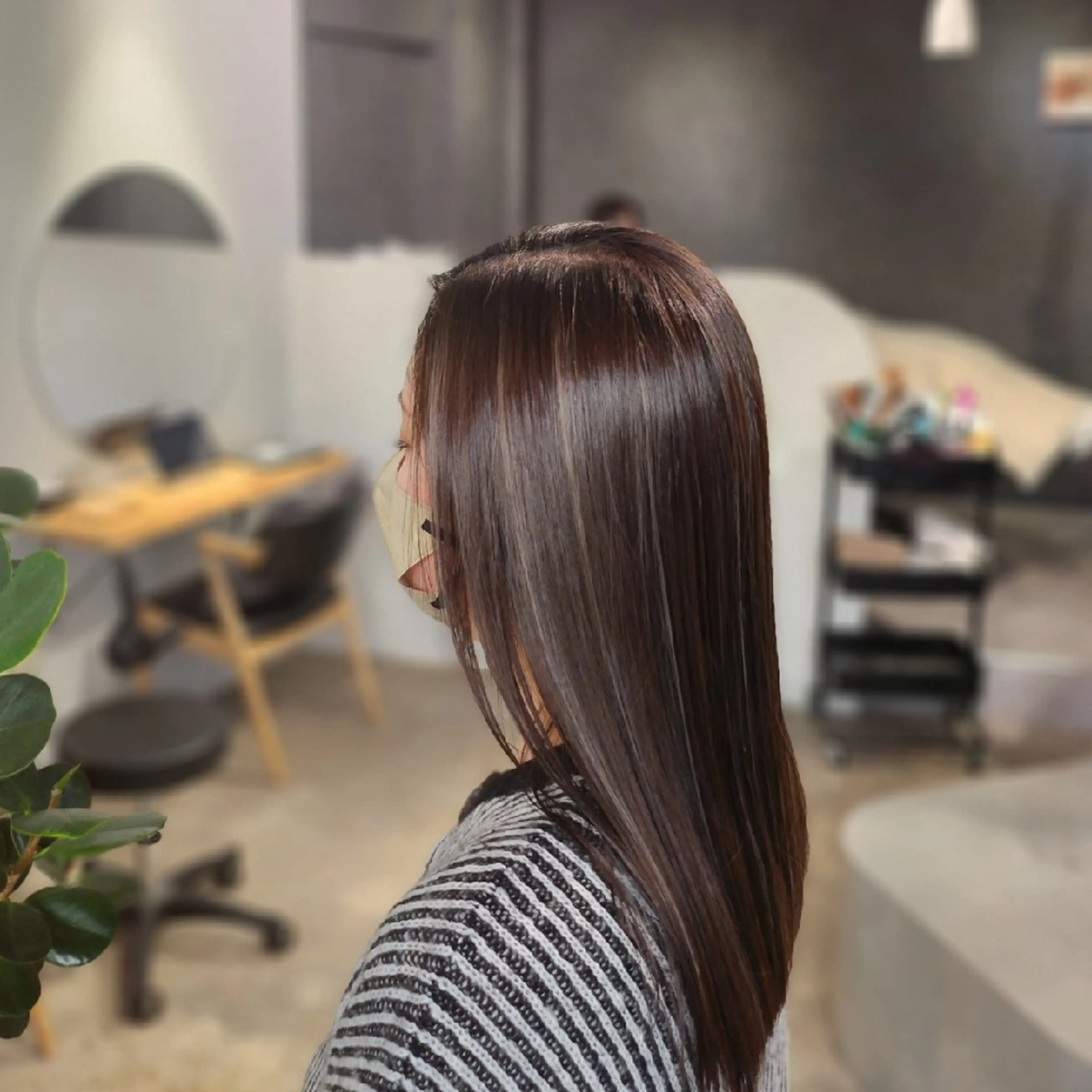 ロング カラー ハイライトカラー ハイライト LUANAhair所属・金田 拓也のヘアスタイル