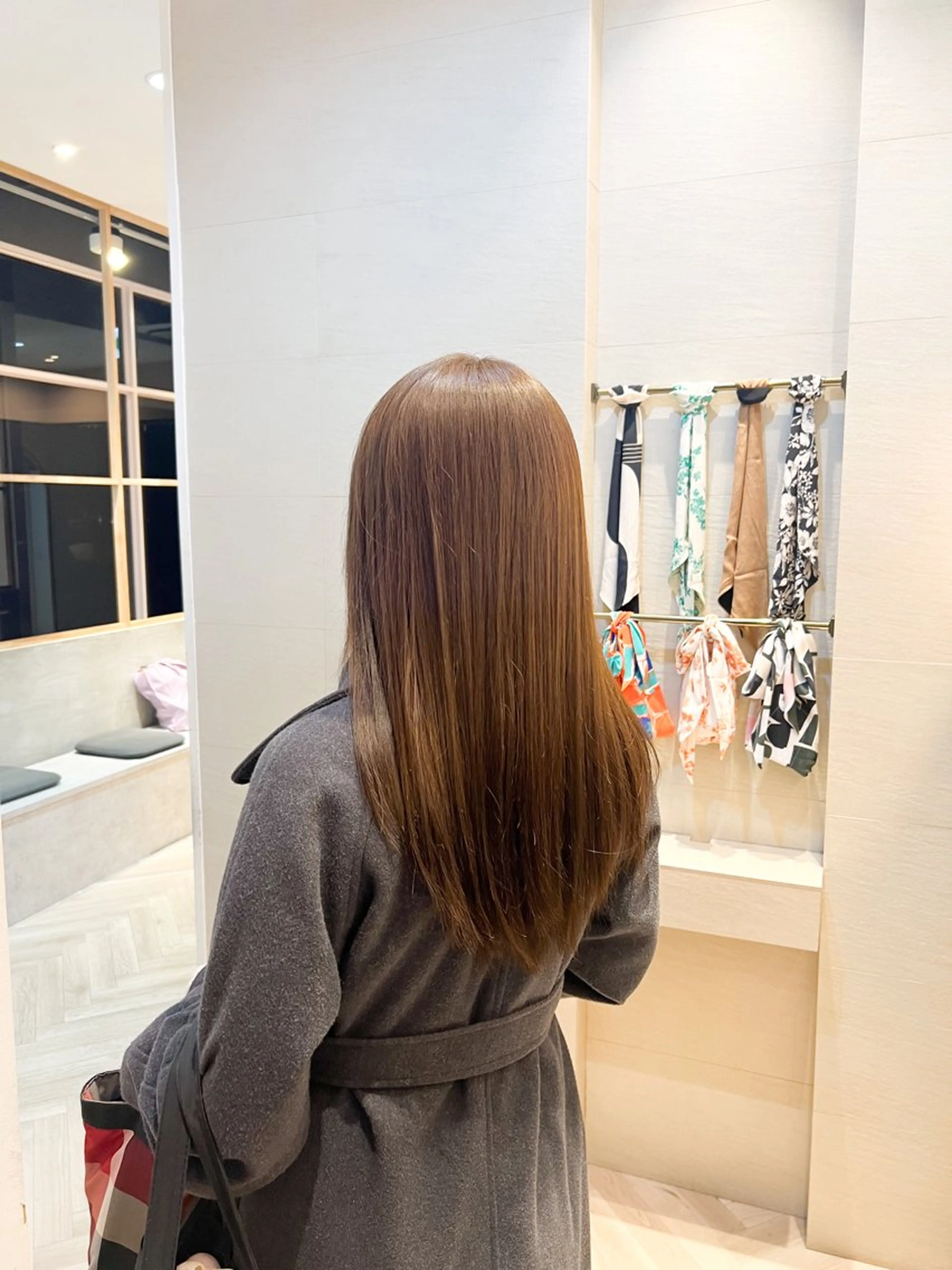 ロング カラー ベージュカラー 透明感カラー オリーブベージュ オリーブカラー ヘアカラー 艶カラー/透明感 /ヒグチアオイのヘアスタイル