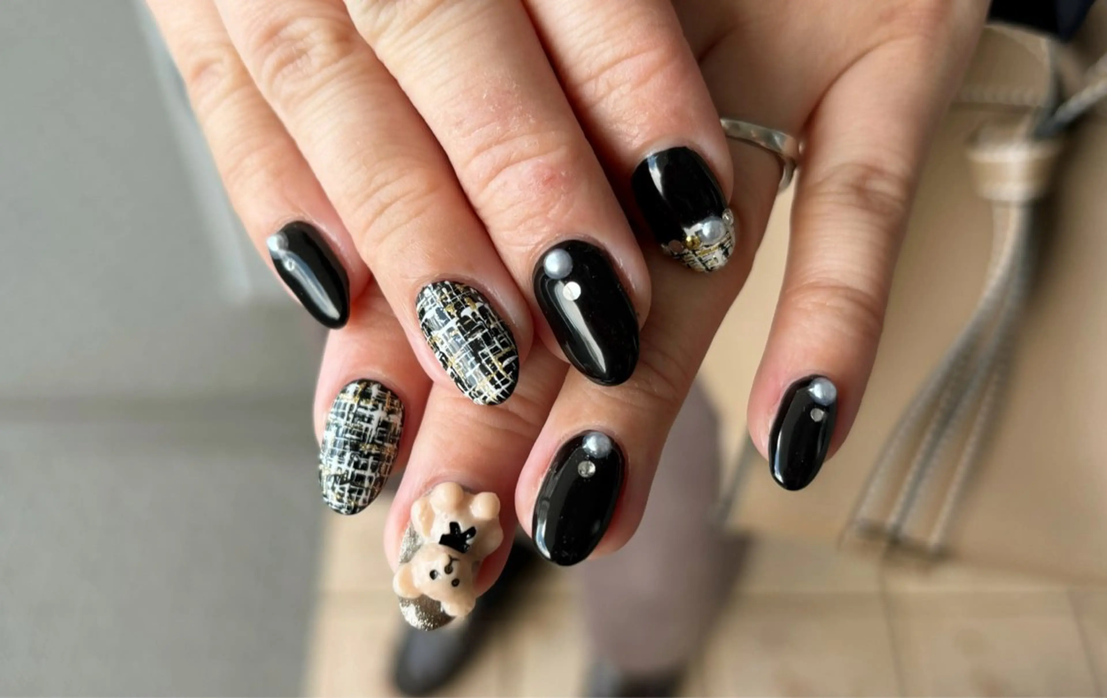 ネイル 持ち込み ツイードネイル ハンドネイル private nail monail所属・nail salon monailのネイルデザイン
