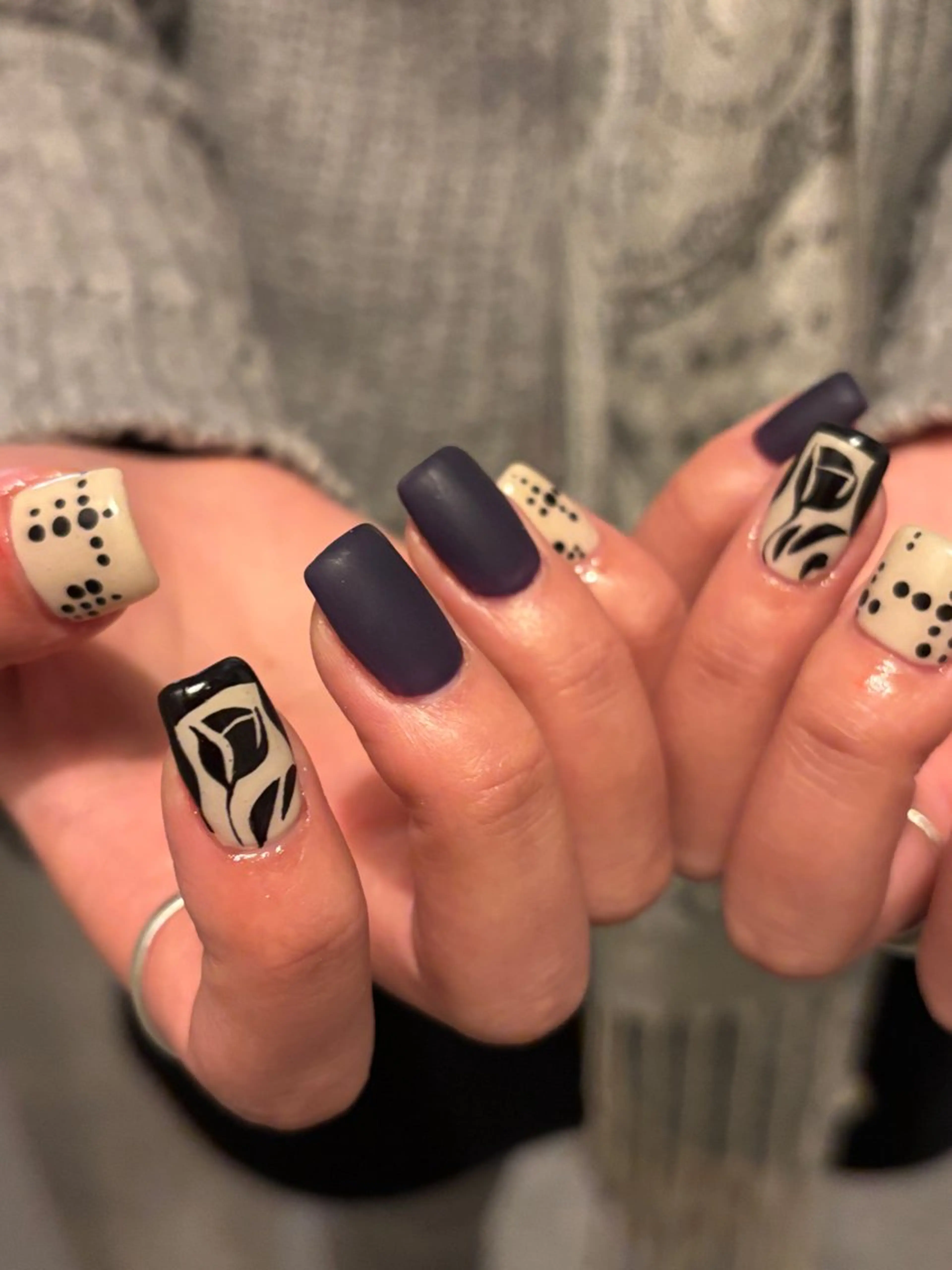 ネイル マットネイル ハンドネイル chika ／ nailのネイルデザイン