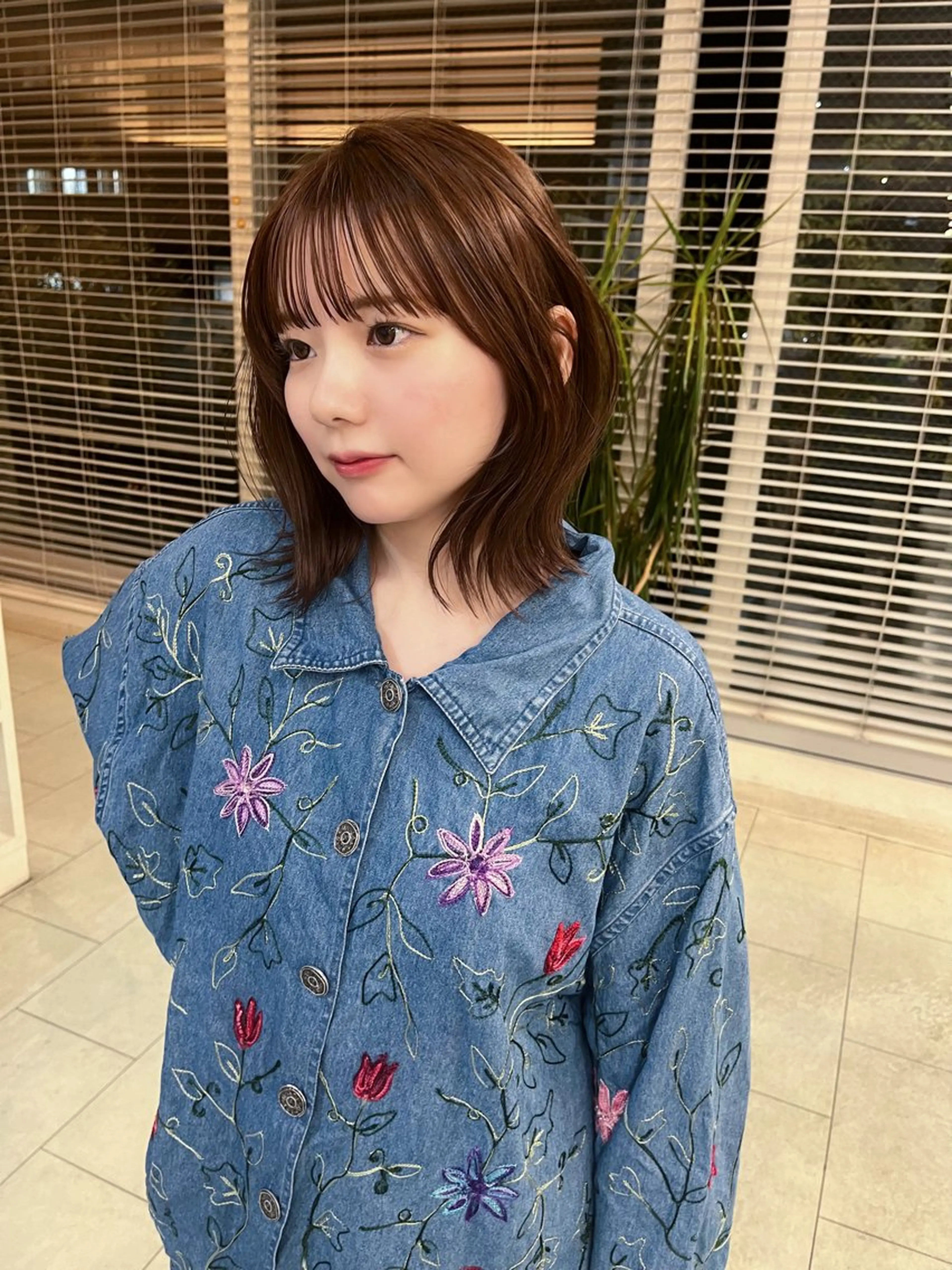 ミディアム kchiara所属・yura /レイヤーカットのヘアスタイル