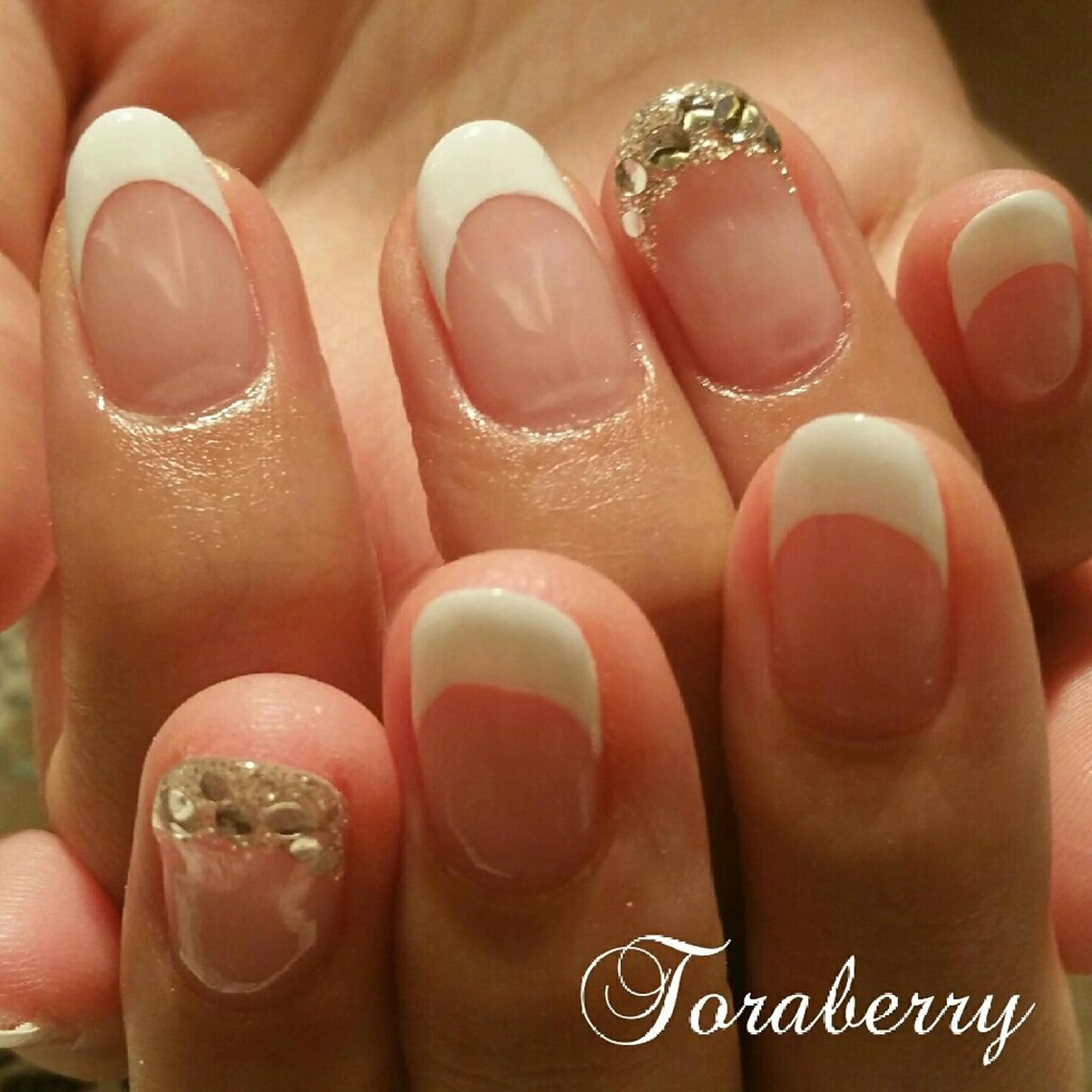 ネイル フレンチネイル ネイリスト なつみのネイルデザイン