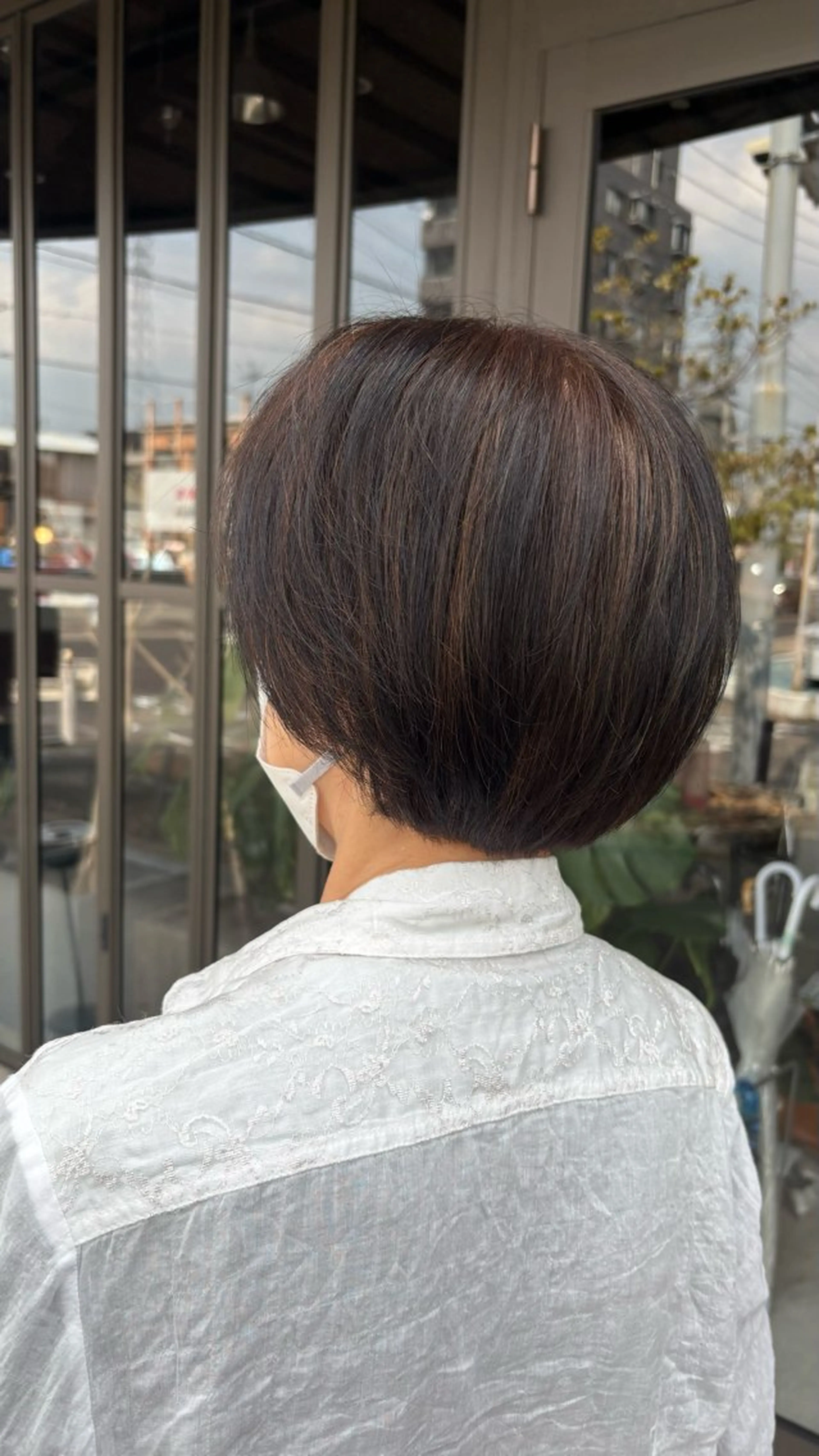 ショート カラー ブラウンカラー ハイライトカラー ハイライト ヘアカラー 石川 明歌音のヘアスタイル