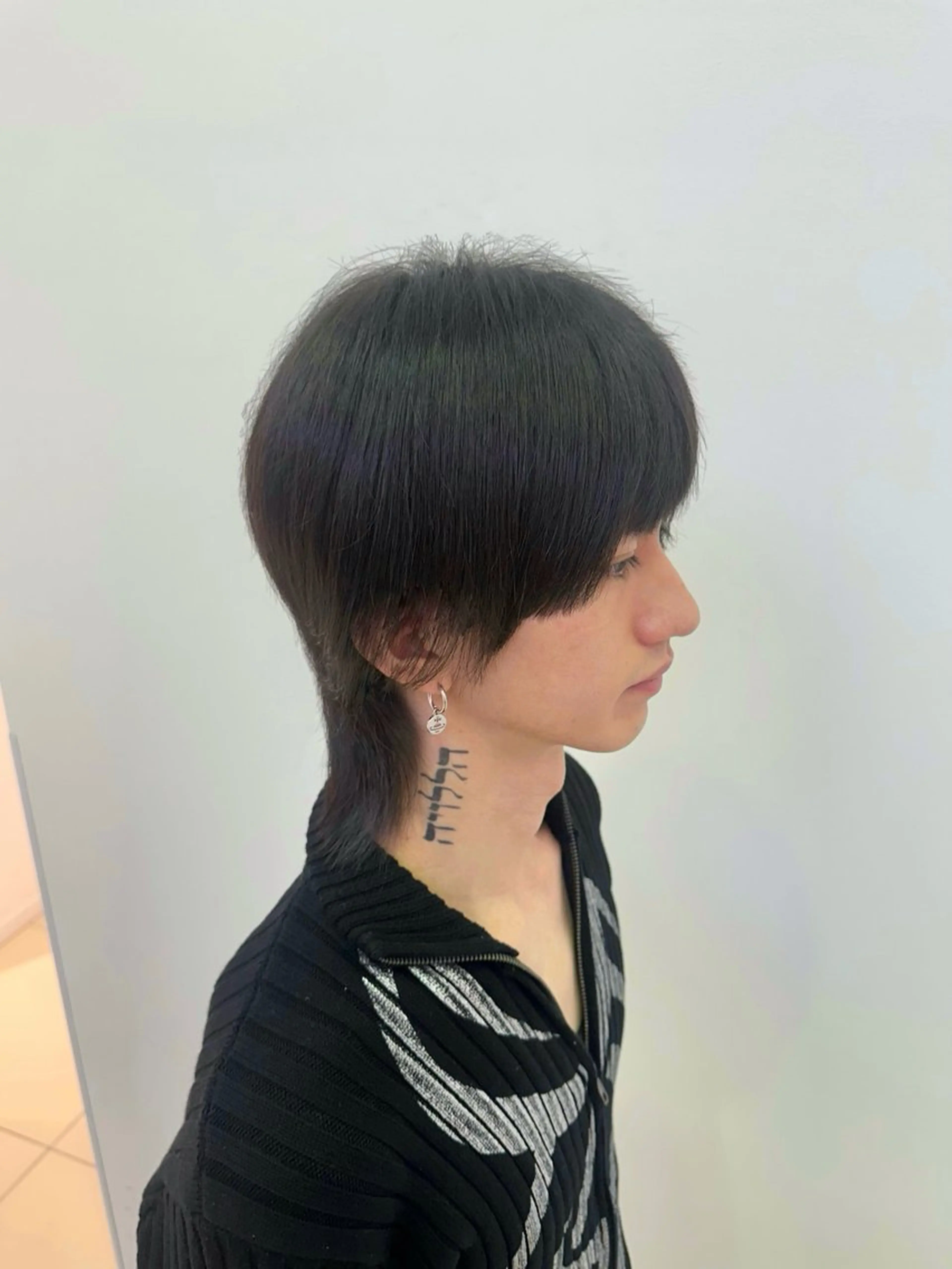 ミディアム メンズ メンズウルフカット 顔周りカット 姫カット ウルフカット Ash南町田グランベリーパーク店所属・Ash南町田店 ✂️ ユージのヘアスタイル