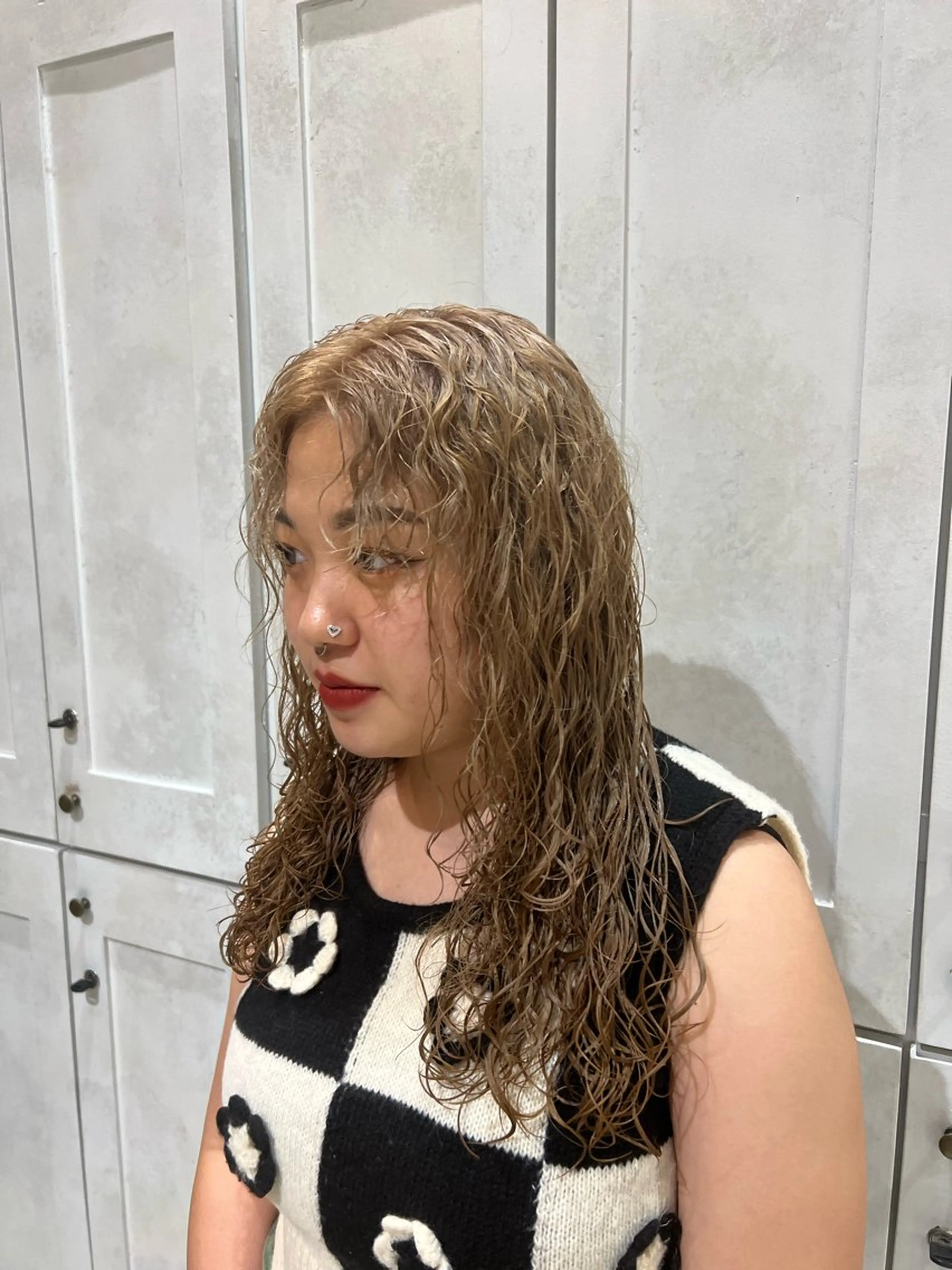カラー ベージュカラー DEAN名駅店所属・DEAN/MIRAI スタイリストのヘアスタイル